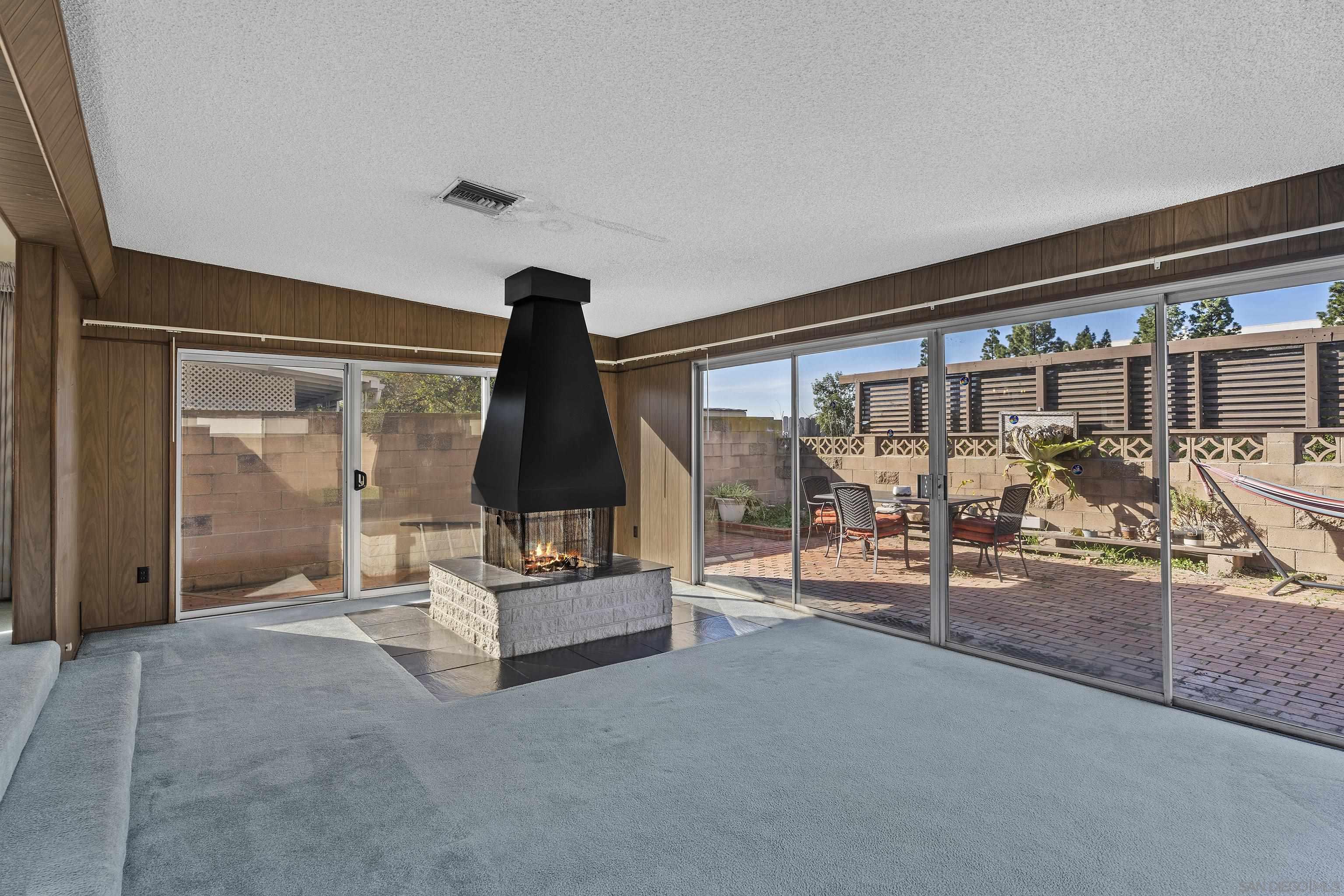 Detail Gallery Image 4 of 34 For 6542  Burgundy St, San Diego,  CA 92120 - 4 Beds | 2 Baths