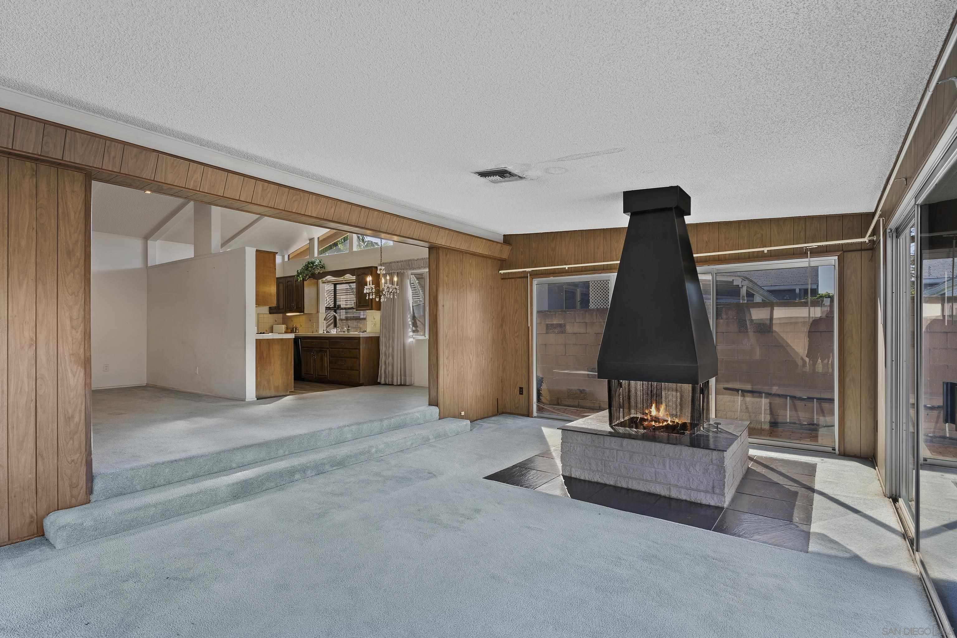 Detail Gallery Image 5 of 34 For 6542  Burgundy St, San Diego,  CA 92120 - 4 Beds | 2 Baths