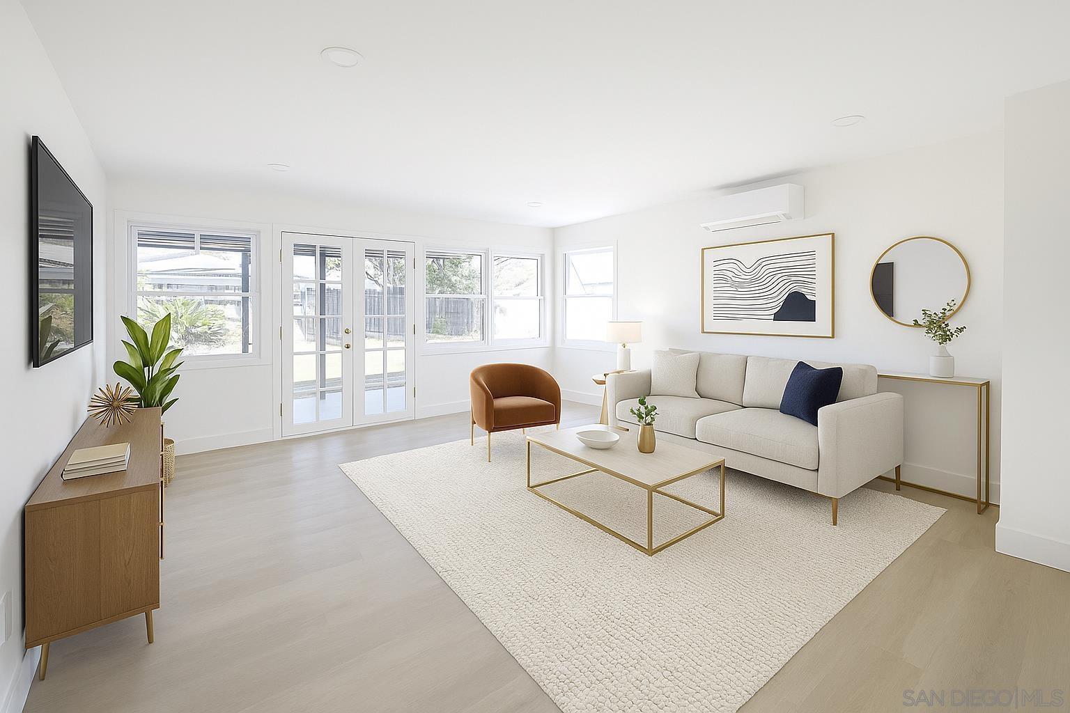 Detail Gallery Image 5 of 44 For 4646  Coconino Way, San Diego,  CA 92117 - 4 Beds | 3 Baths