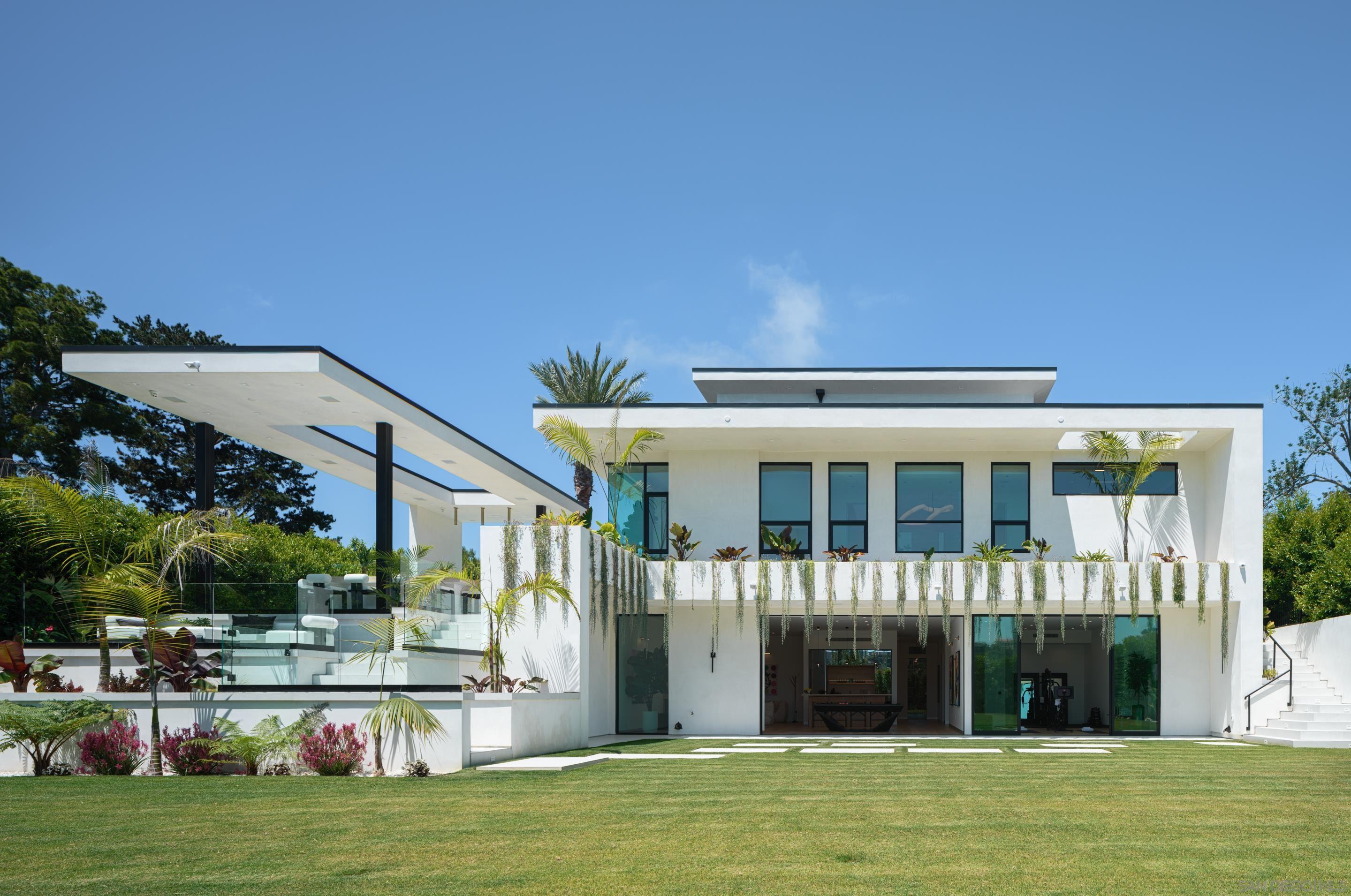 Detail Gallery Image 19 of 53 For 6283  La Jolla Scenic Drive S, La Jolla,  CA 92037 - 8 Beds | 7/2 Baths