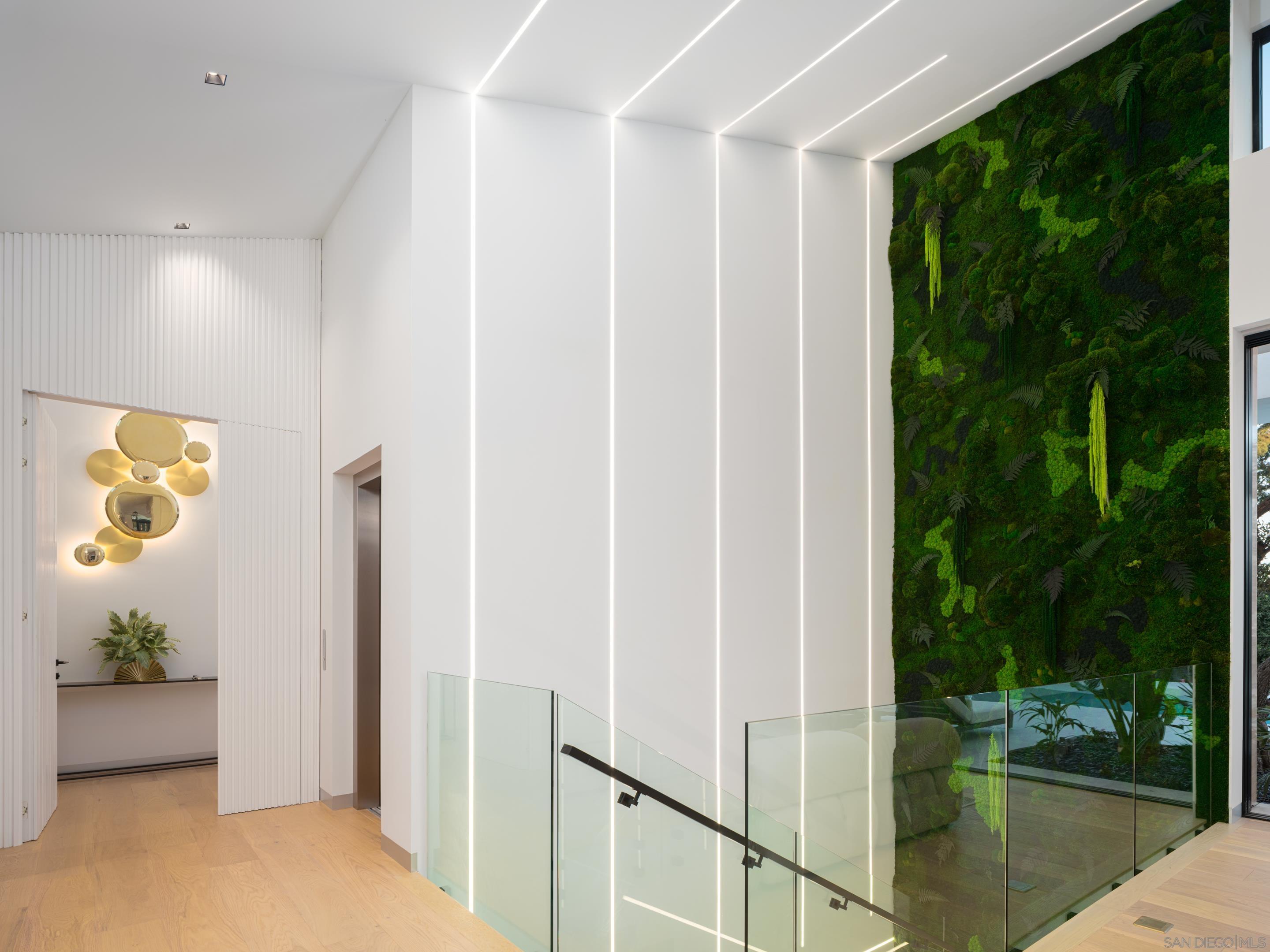 Detail Gallery Image 21 of 53 For 6283  La Jolla Scenic Drive S, La Jolla,  CA 92037 - 8 Beds | 7/2 Baths