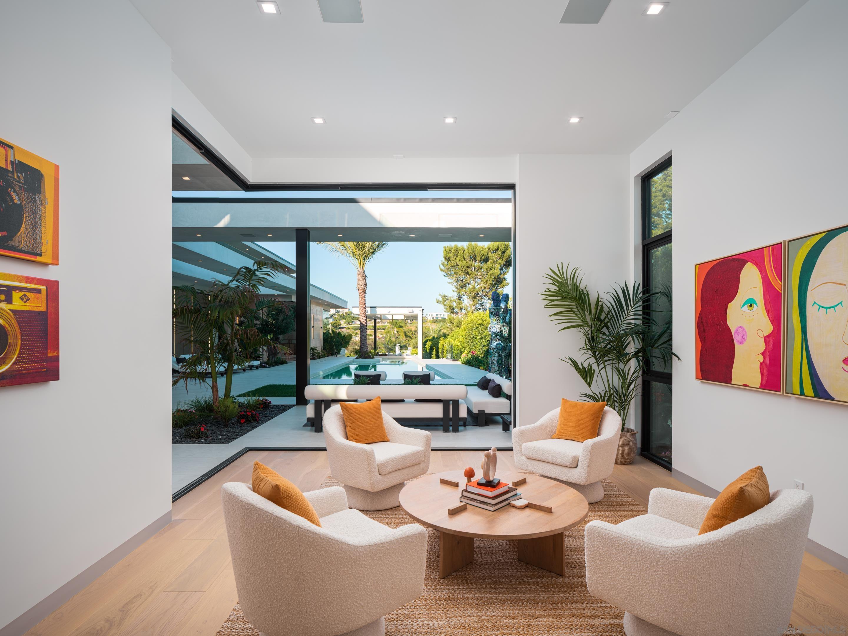 Detail Gallery Image 42 of 53 For 6283  La Jolla Scenic Drive S, La Jolla,  CA 92037 - 8 Beds | 7/2 Baths