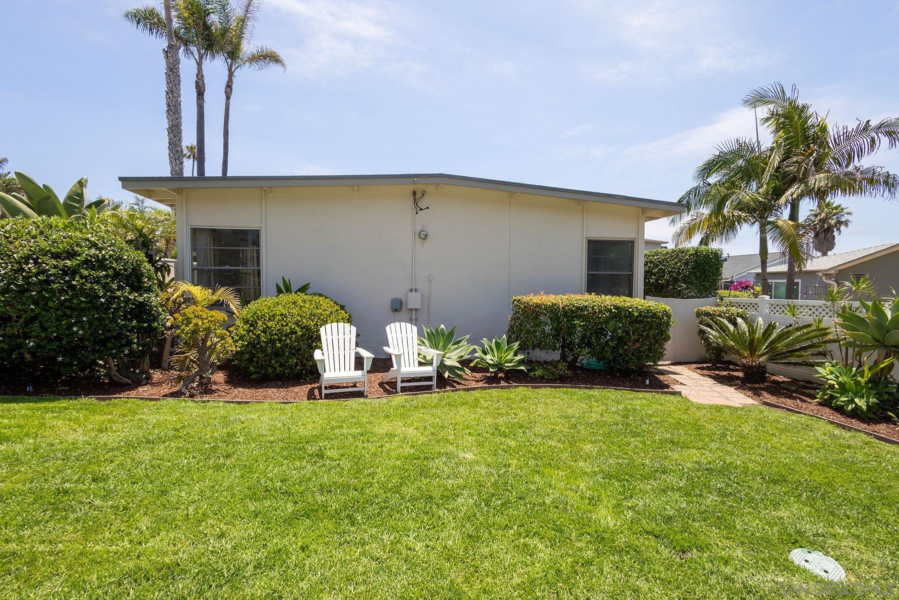 Detail Gallery Image 5 of 13 For 5664  Abalone Pl, La Jolla,  CA 92037 - 4 Beds | 2 Baths