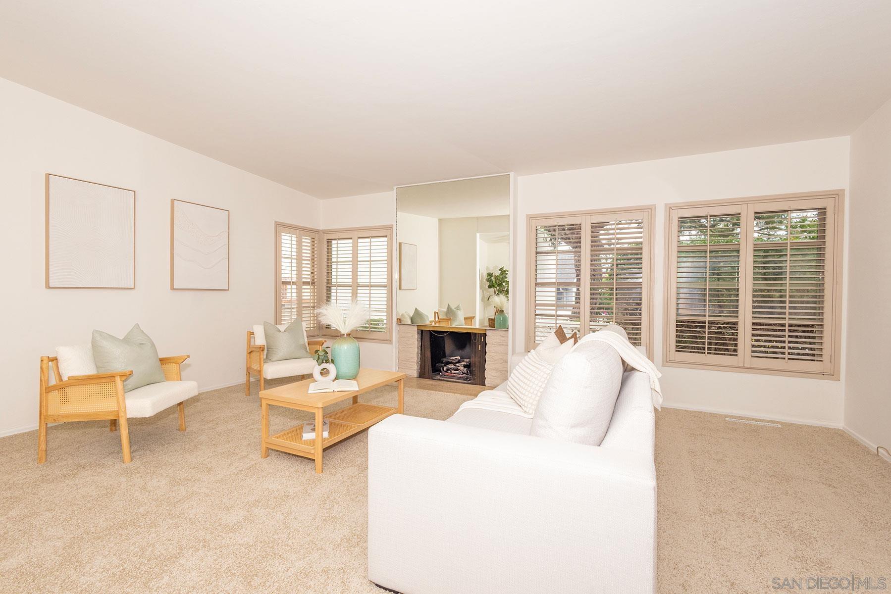 Detail Gallery Image 7 of 13 For 5664  Abalone Pl, La Jolla,  CA 92037 - 4 Beds | 2 Baths