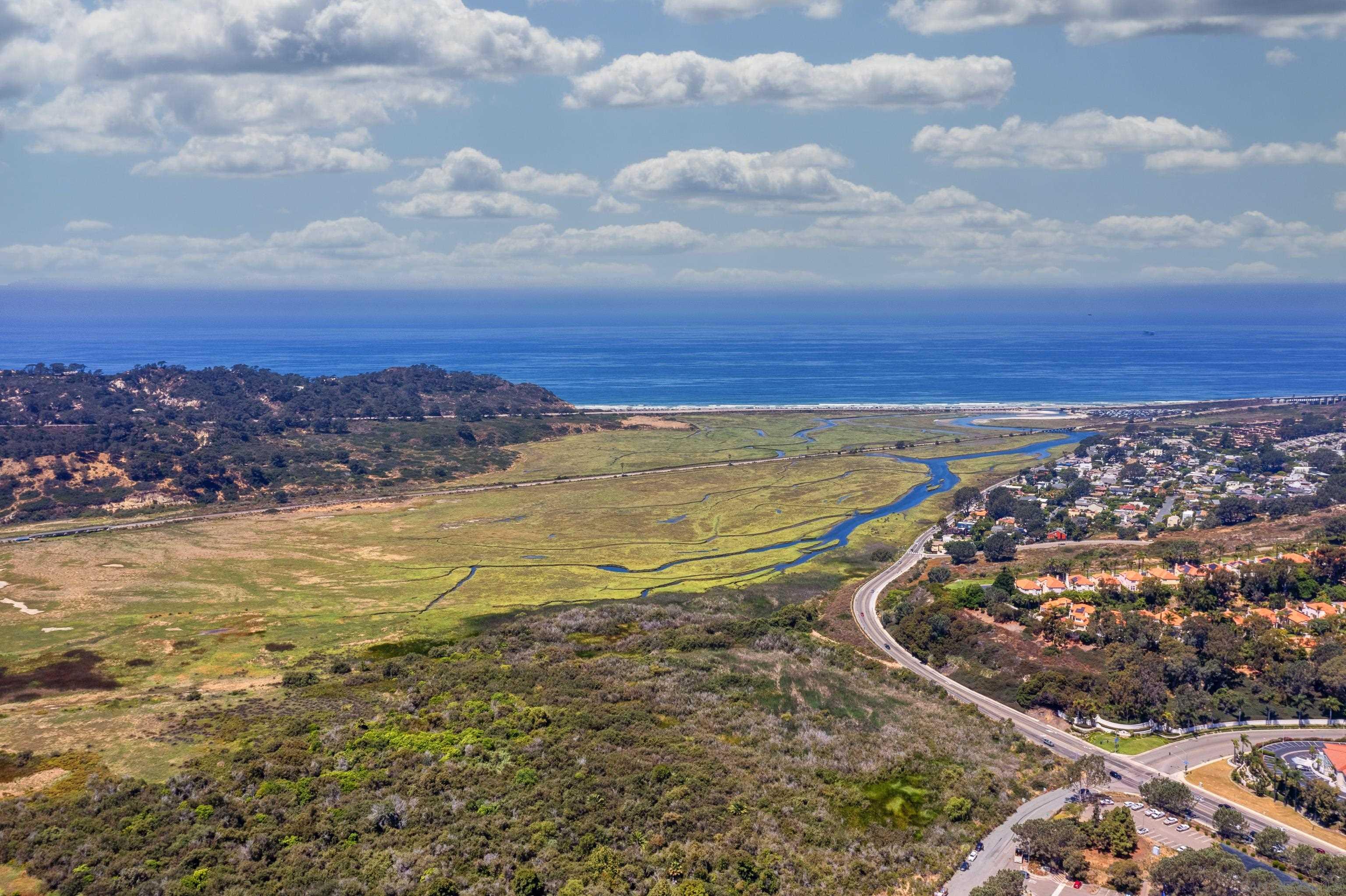 Detail Gallery Image 14 of 41 For 3811  via Del Mar, San Diego,  CA 92130 - 4 Beds | 2 Baths