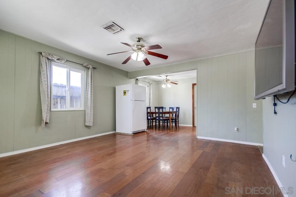 Detail Gallery Image 11 of 54 For 8749  Cottonwood Avenue, Santee,  CA 92071 - 3 Beds | 1/1 Baths