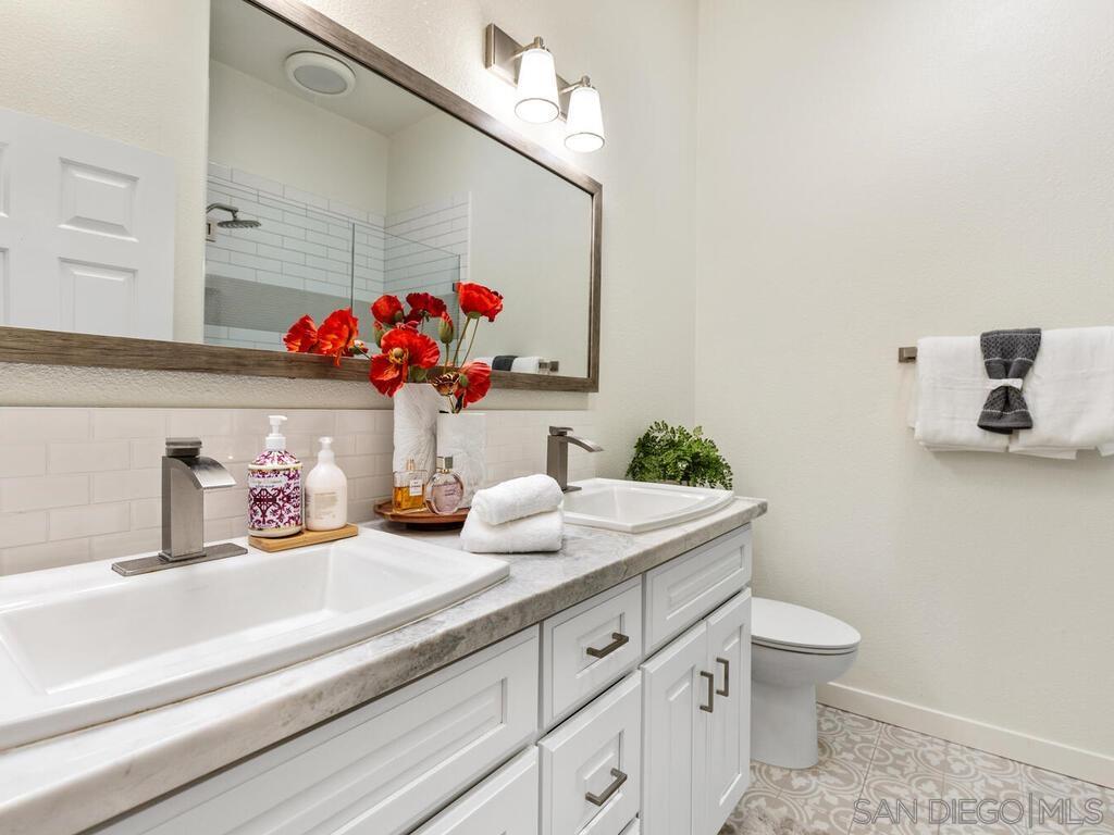 Detail Gallery Image 26 of 46 For 4710  Galicia Way, Oceanside,  CA 92056 - 2 Beds | 2 Baths