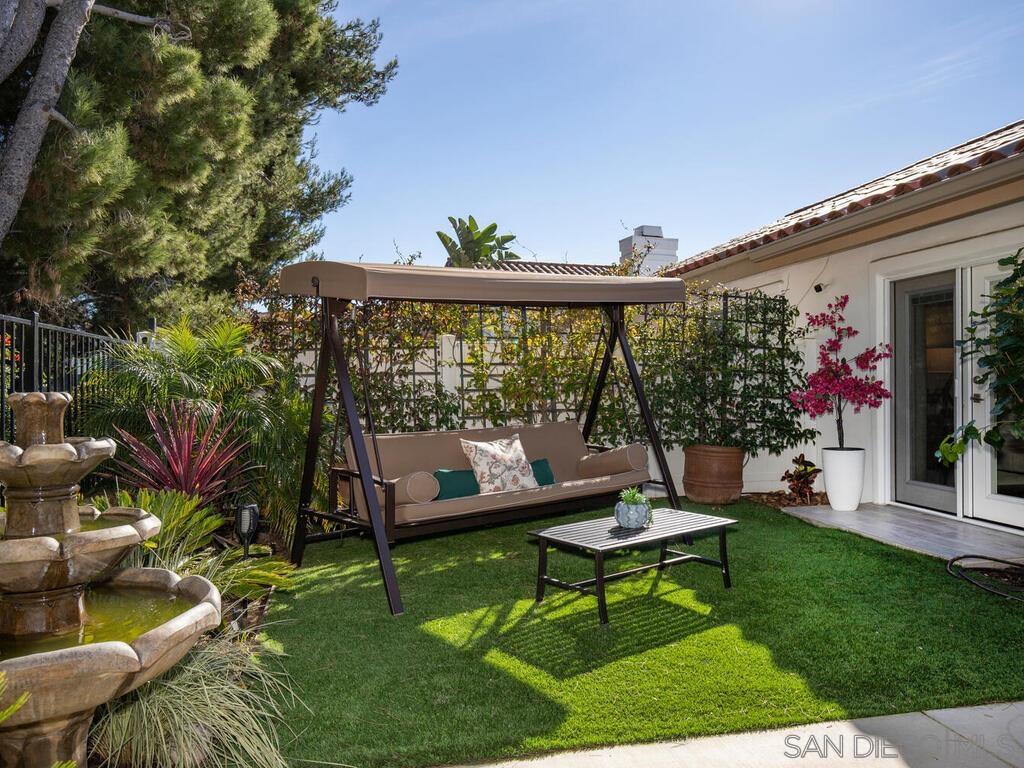 Detail Gallery Image 35 of 46 For 4710  Galicia Way, Oceanside,  CA 92056 - 2 Beds | 2 Baths