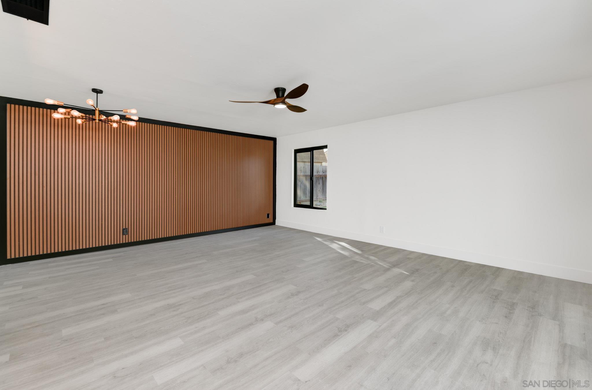 Detail Gallery Image 7 of 23 For 8667  Cetus Rd, San Diego,  CA 92126 - 3 Beds | 2 Baths