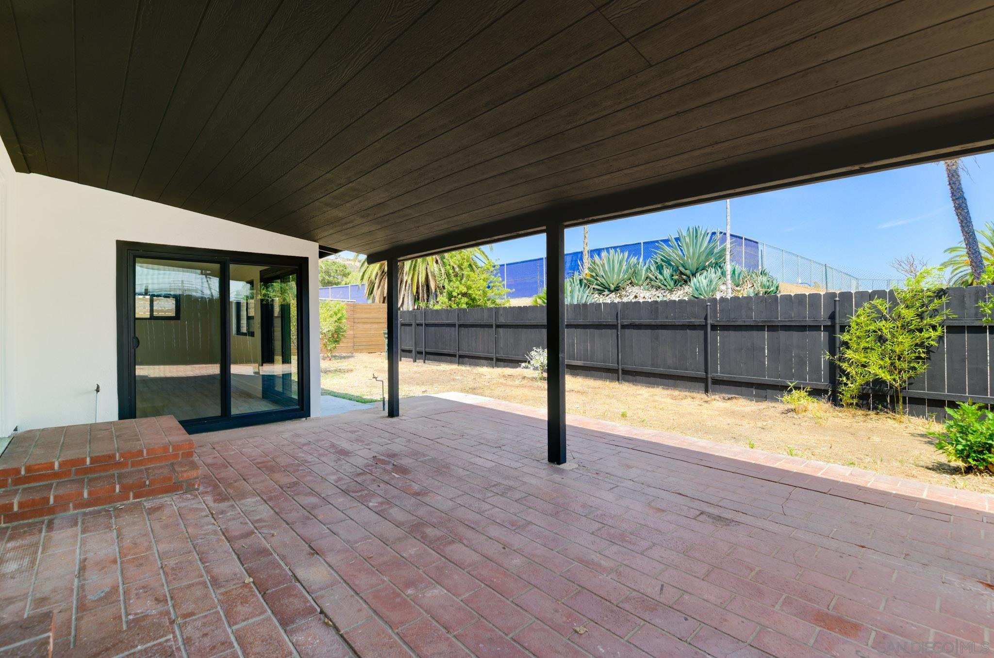 Detail Gallery Image 8 of 27 For 1340  Heron Ave, El Cajon,  CA 92020 - 4 Beds | 2 Baths