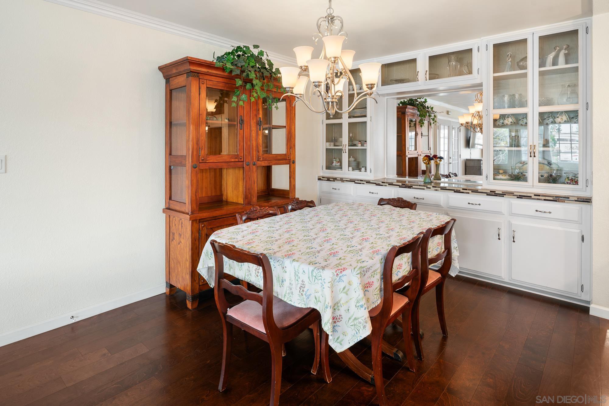 Detail Gallery Image 12 of 51 For 12  Bahia Ln, Oceanside,  CA 92058 - 2 Beds | 2 Baths