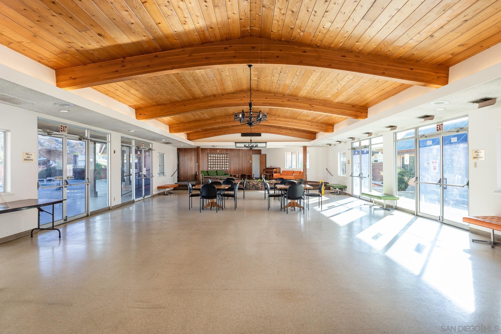 Detail Gallery Image 43 of 51 For 12  Bahia Ln, Oceanside,  CA 92058 - 2 Beds | 2 Baths