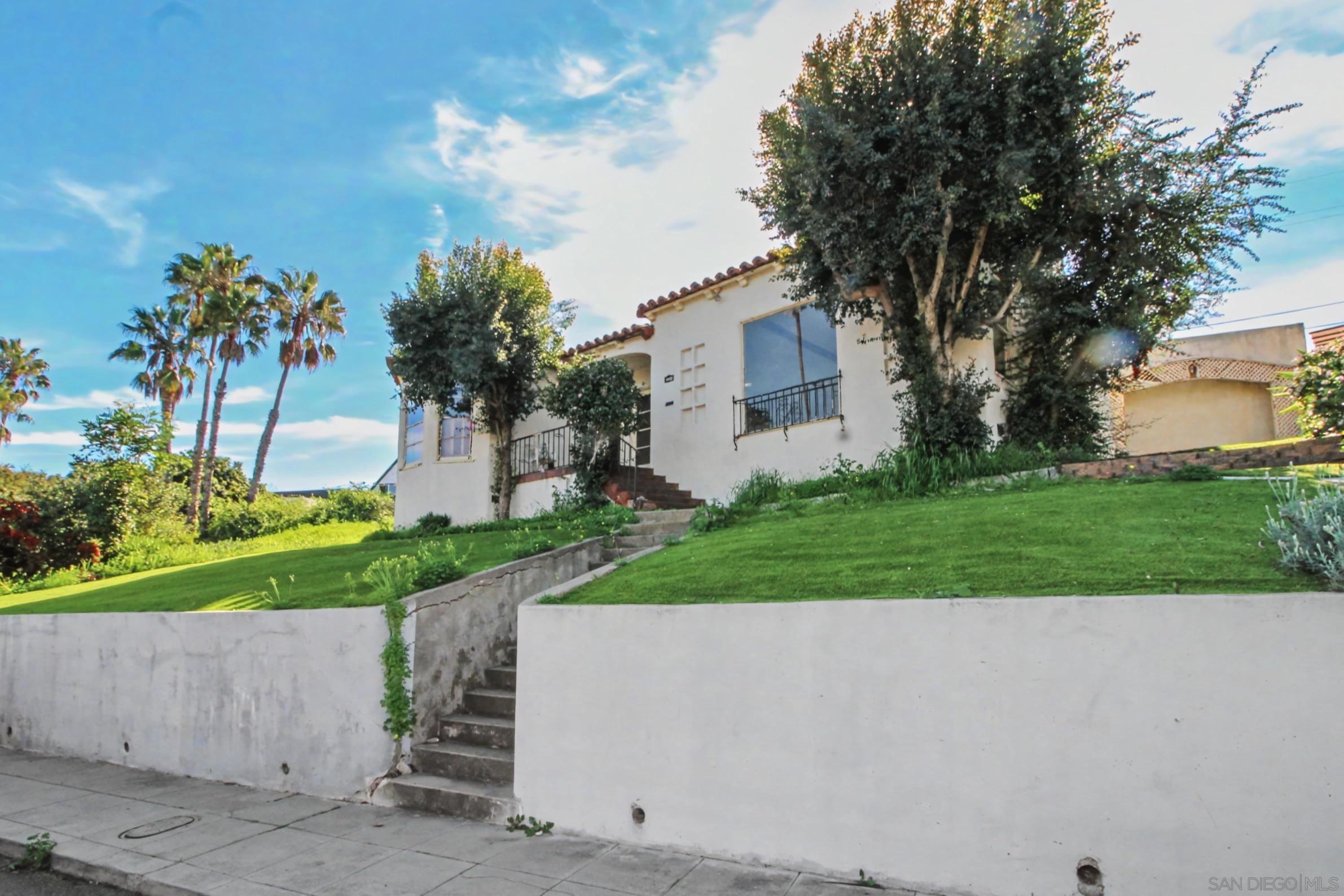 Detail Gallery Image 3 of 27 For 3255  Marlton Dr, San Diego,  CA 92104 - 2 Beds | 1 Baths