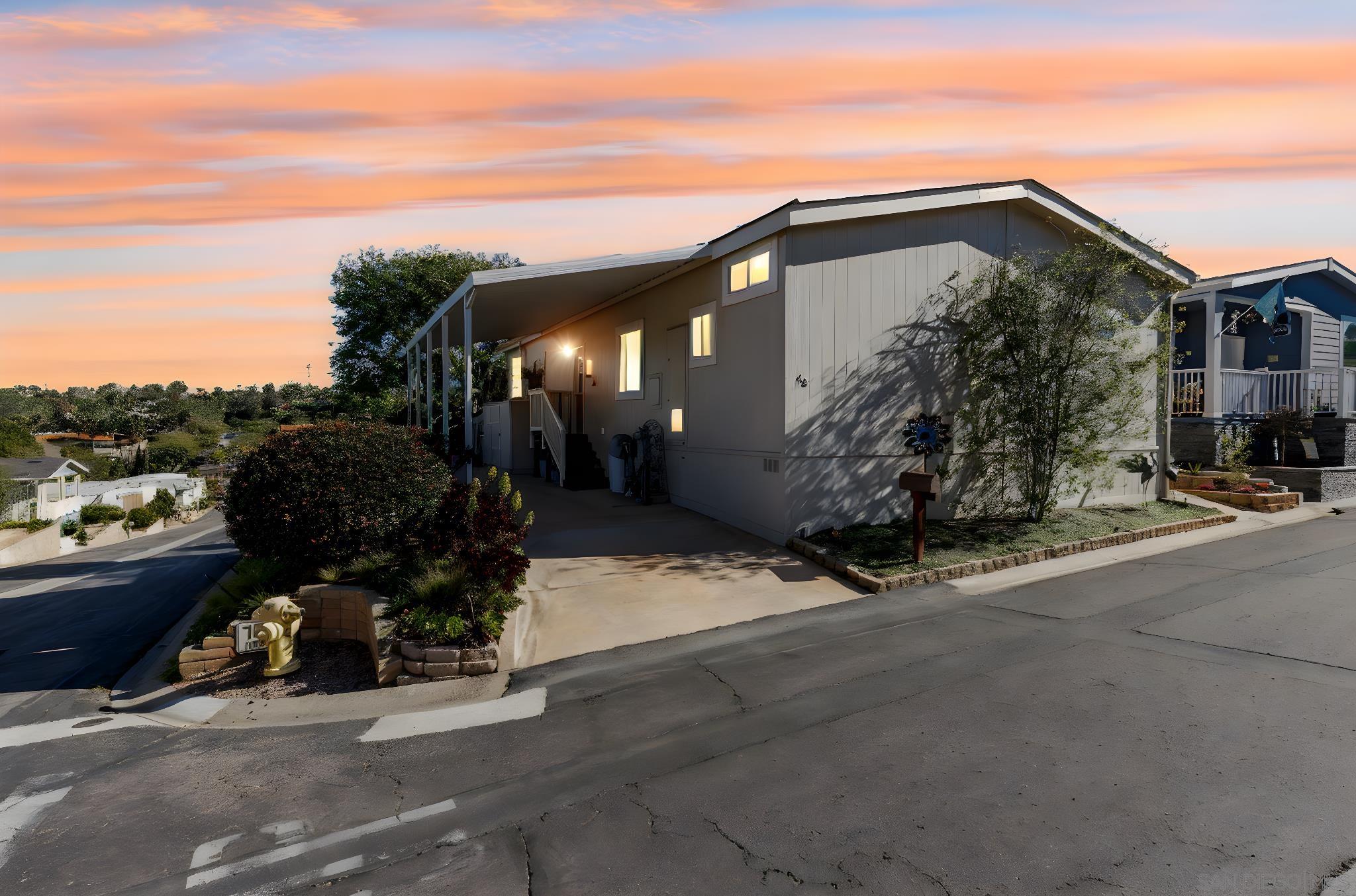 Front Image Thumbnail for SD260001787