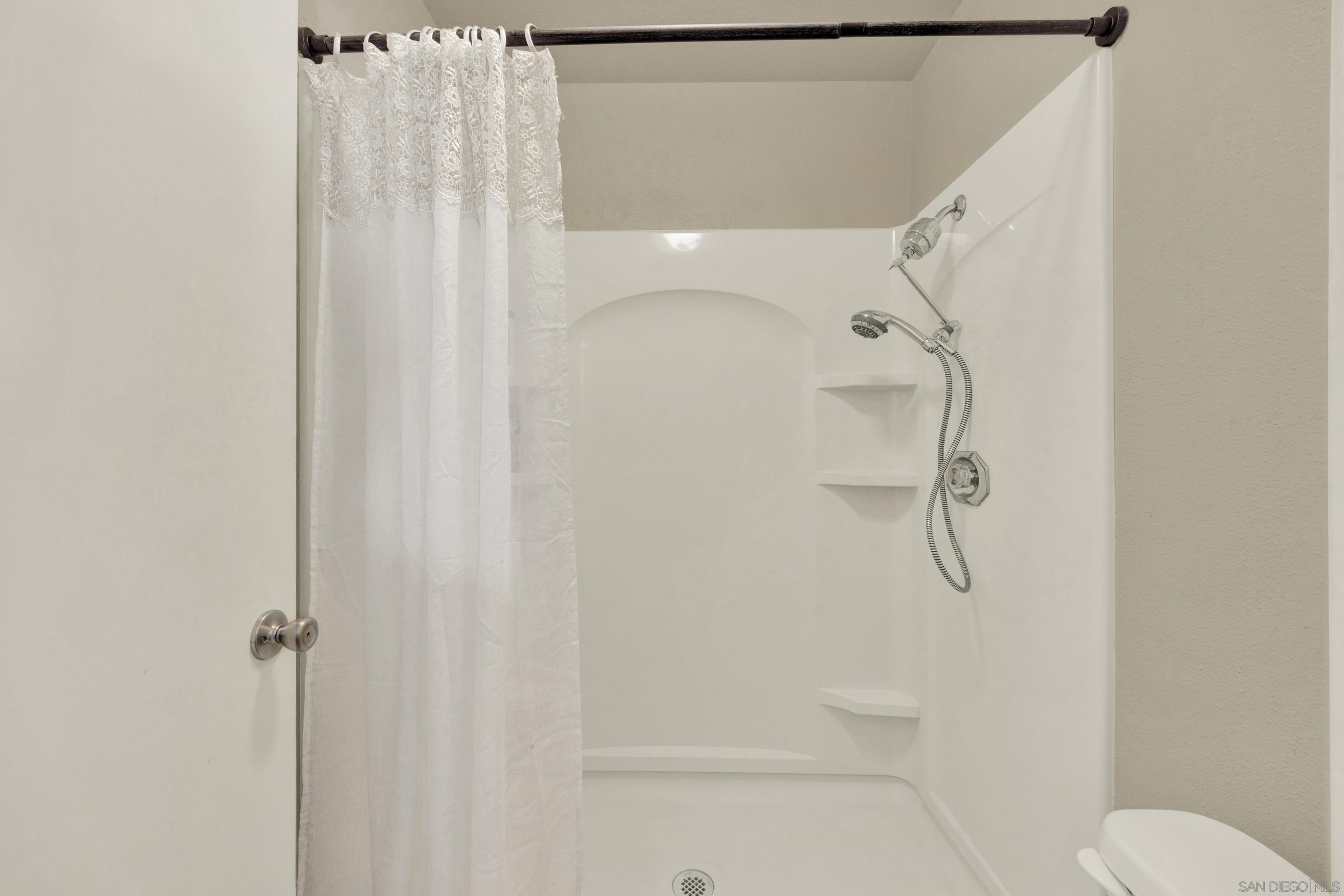 Detail Gallery Image 30 of 51 For 350  Windjammer Cir, Chula Vista,  CA 91910 - 2 Beds | 2/1 Baths