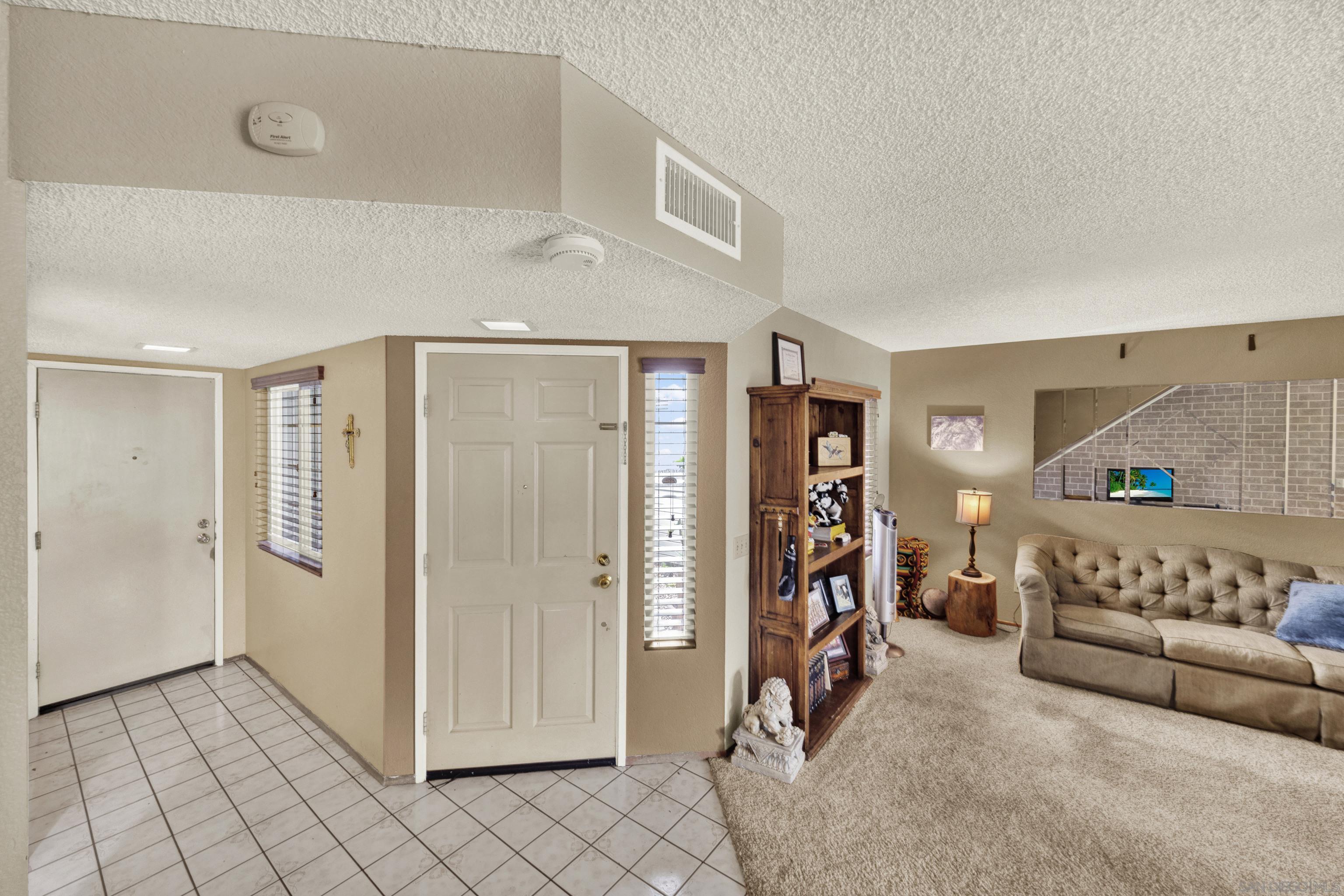 Detail Gallery Image 7 of 51 For 350  Windjammer Cir, Chula Vista,  CA 91910 - 2 Beds | 2/1 Baths