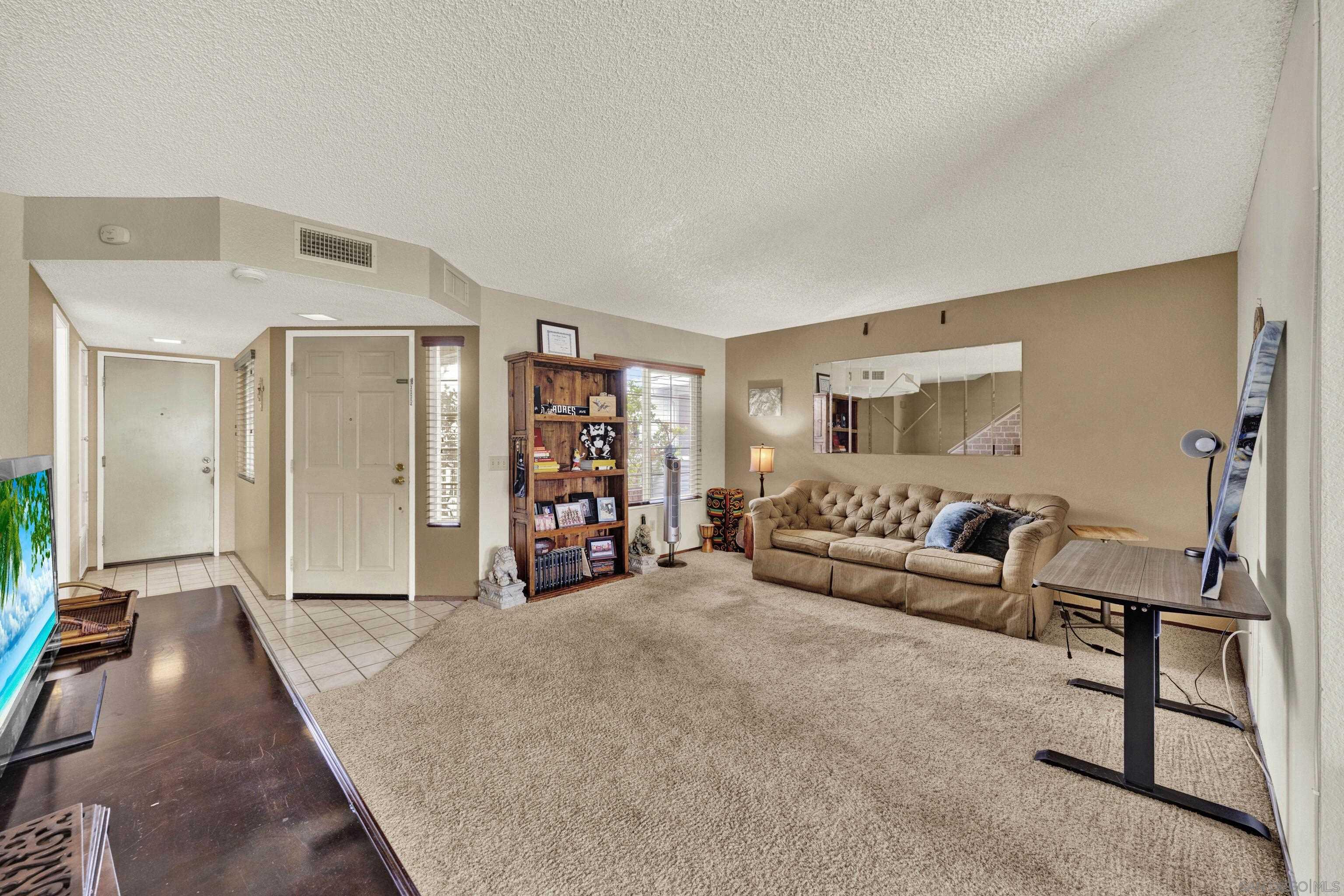 Detail Gallery Image 8 of 51 For 350  Windjammer Cir, Chula Vista,  CA 91910 - 2 Beds | 2/1 Baths