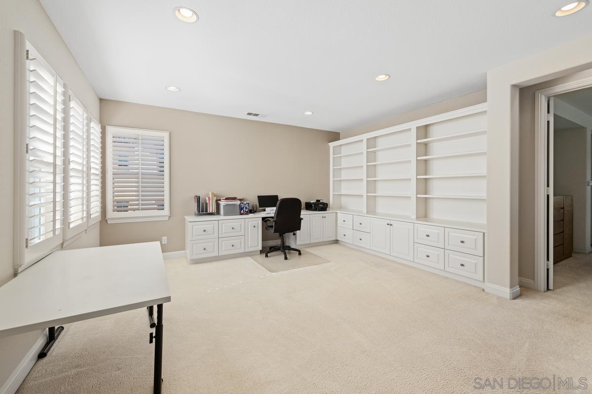 Detail Gallery Image 14 of 33 For 6376  Huntington Dr, Carlsbad,  CA 92009 - 4 Beds | 4/1 Baths