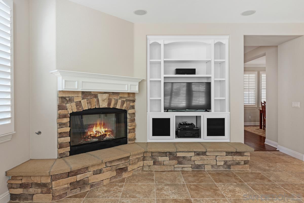 Detail Gallery Image 8 of 33 For 6376  Huntington Dr, Carlsbad,  CA 92009 - 4 Beds | 4/1 Baths