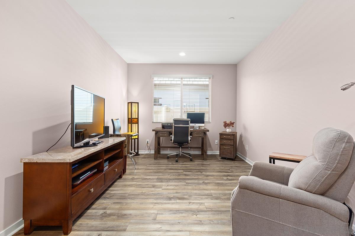 Detail Gallery Image 22 of 69 For 32100  Sedge Way, Temecula,  CA 92591 - 4 Beds | 2/1 Baths