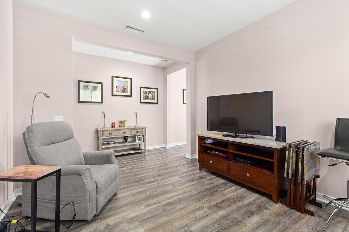 Detail Gallery Image 23 of 69 For 32100  Sedge Way, Temecula,  CA 92591 - 4 Beds | 2/1 Baths