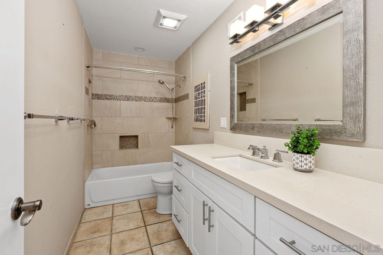 Detail Gallery Image 17 of 27 For 11152  Vivaracho Way, San Diego,  CA 92124 - 4 Beds | 2 Baths