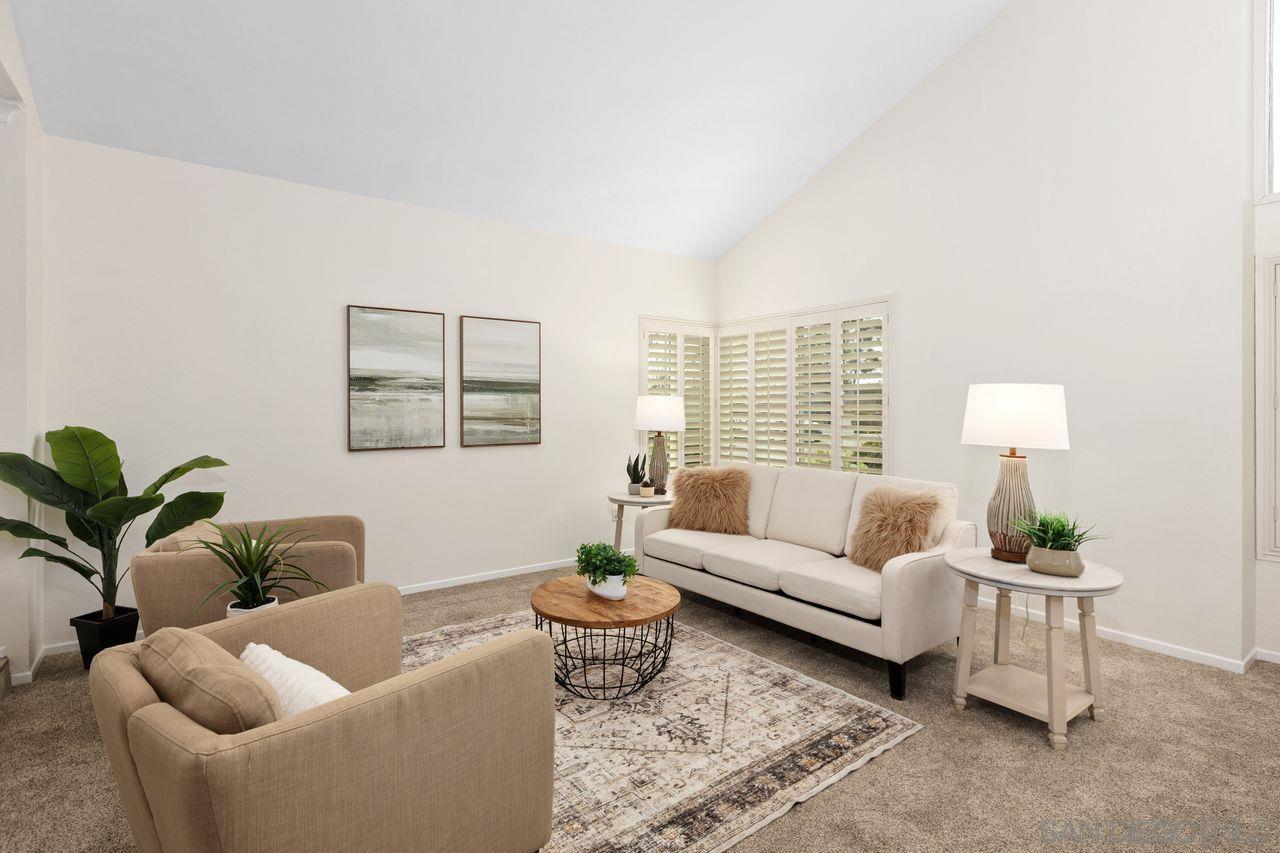 Detail Gallery Image 4 of 27 For 11152  Vivaracho Way, San Diego,  CA 92124 - 4 Beds | 2 Baths