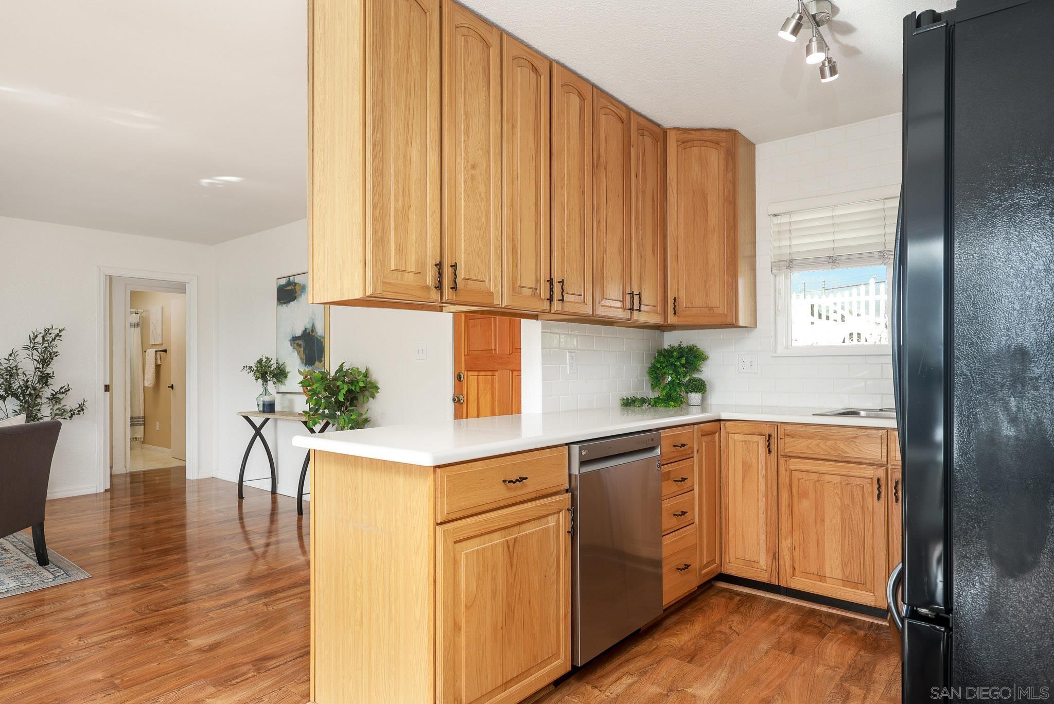 Detail Gallery Image 10 of 32 For 11739  Walnut Rd, Lakeside,  CA 92040 - 3 Beds | 2 Baths