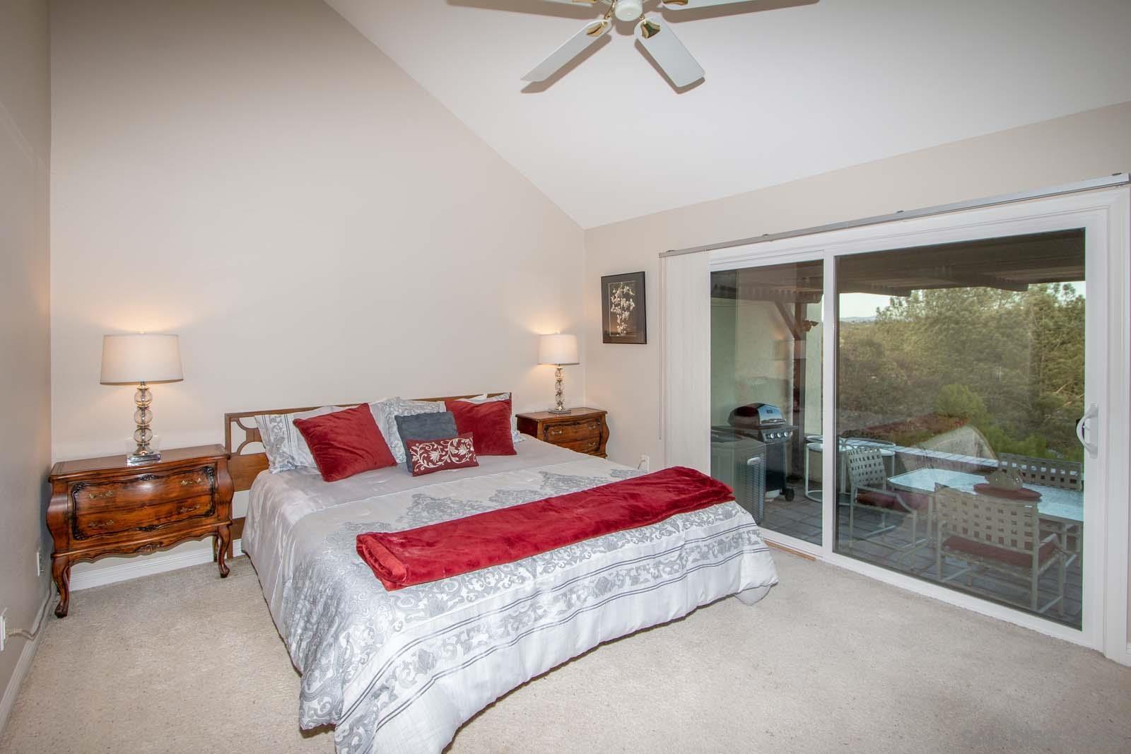 Detail Gallery Image 27 of 64 For 17489  Carnton Way, San Diego,  CA 92128 - 2 Beds | 2 Baths