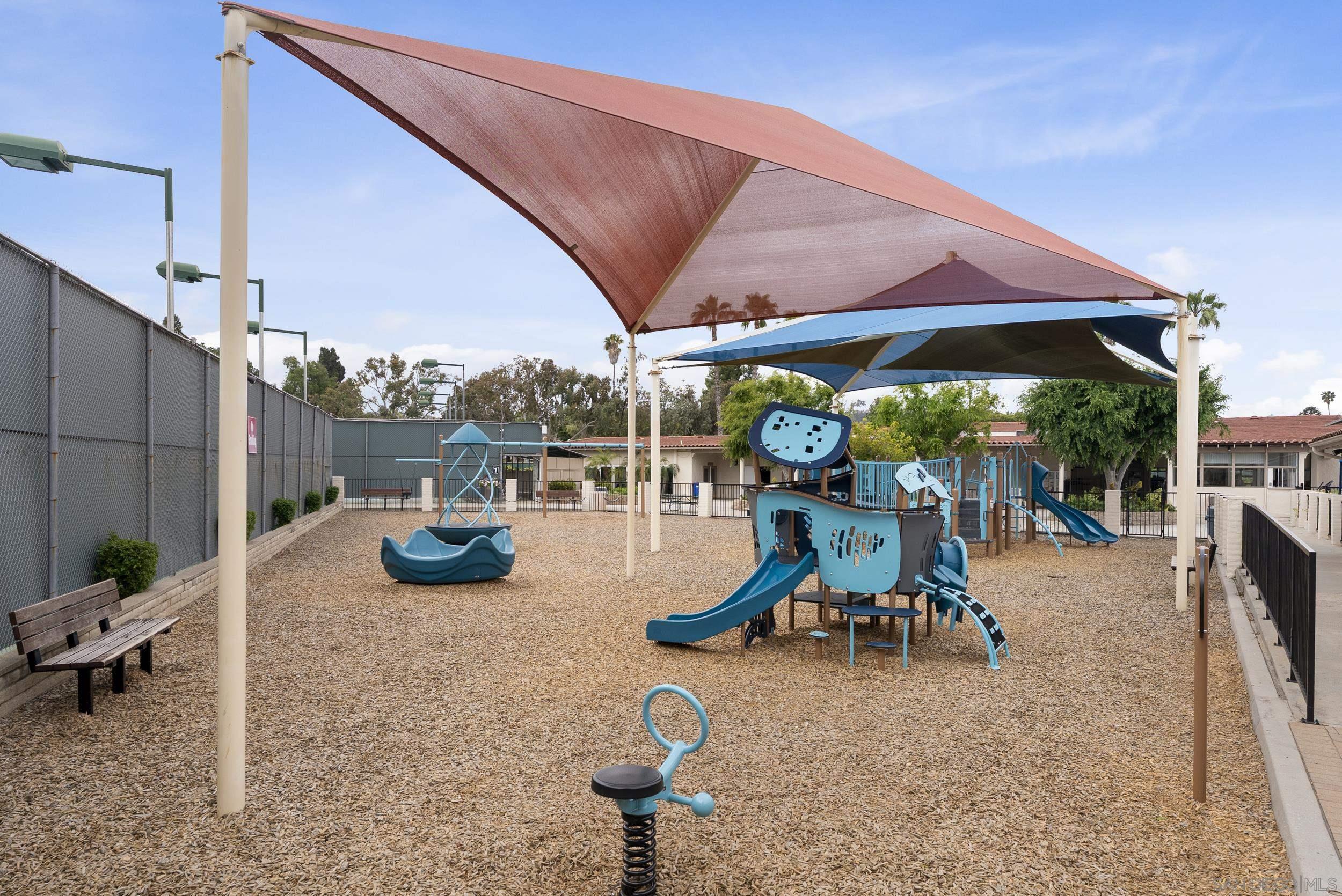 Detail Gallery Image 59 of 64 For 17489  Carnton Way, San Diego,  CA 92128 - 2 Beds | 2 Baths