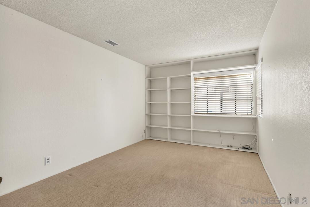 Detail Gallery Image 18 of 44 For 1234  Granada Way, San Marcos,  CA 92078 - 3 Beds | 2 Baths