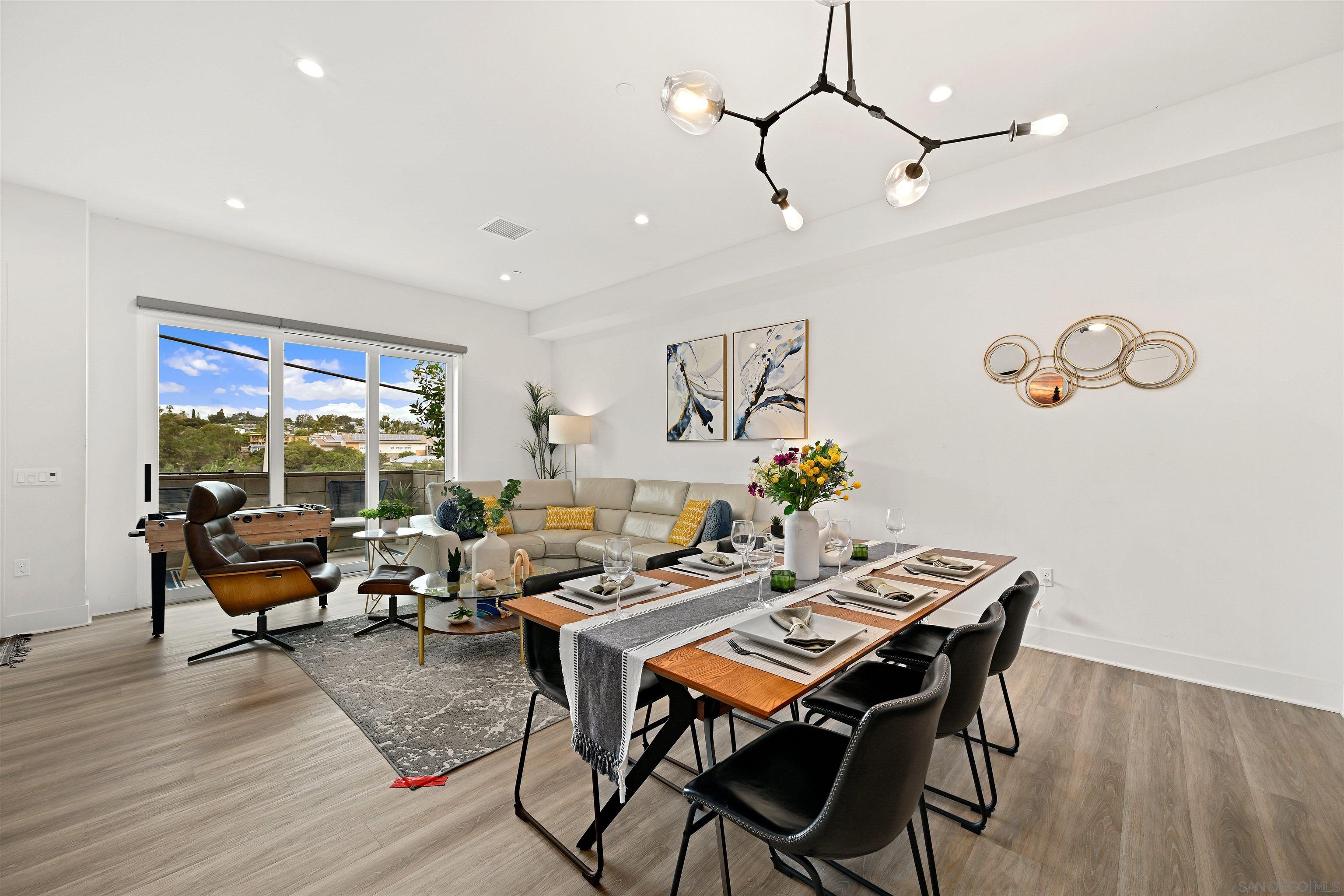 Detail Gallery Image 10 of 33 For 1055  32nd St  #9,  San Diego,  CA 92102 - 3 Beds | 2/1 Baths