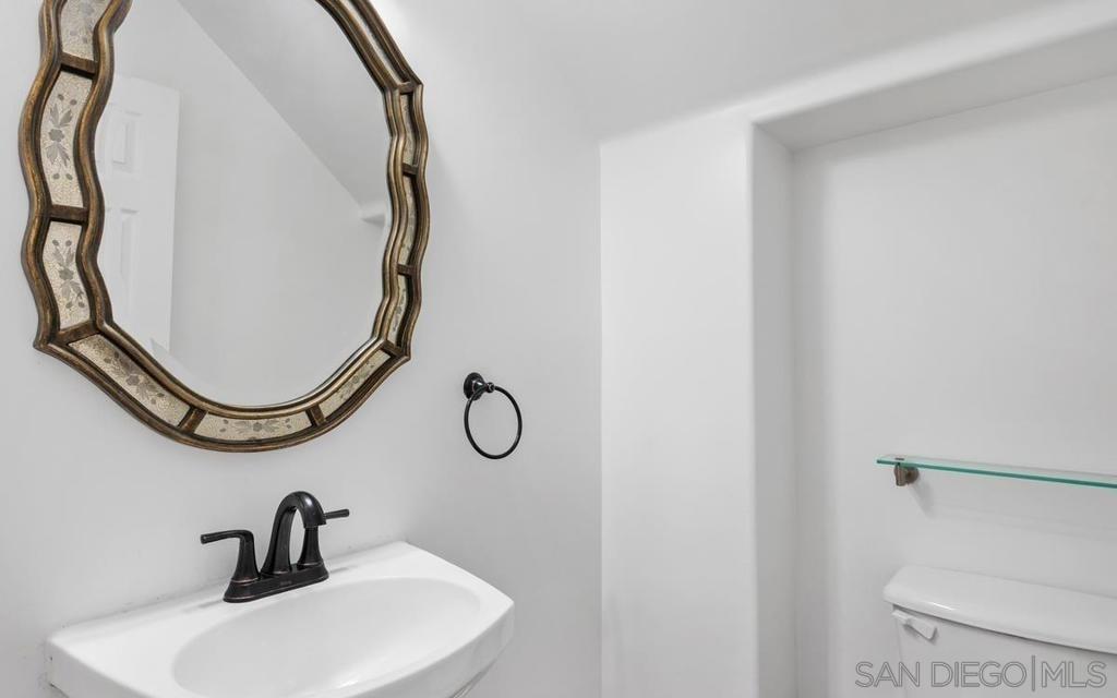 Detail Gallery Image 15 of 35 For 1090  Alexandra Ln, Encinitas,  CA 92024 - 4 Beds | 2/1 Baths