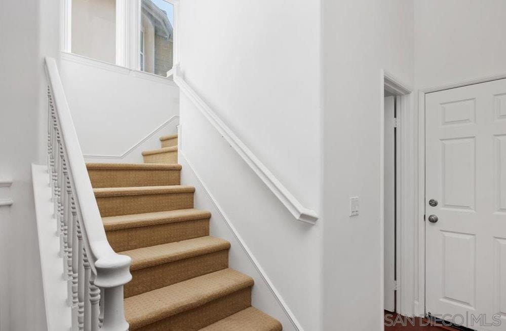 Detail Gallery Image 17 of 35 For 1090  Alexandra Ln, Encinitas,  CA 92024 - 4 Beds | 2/1 Baths