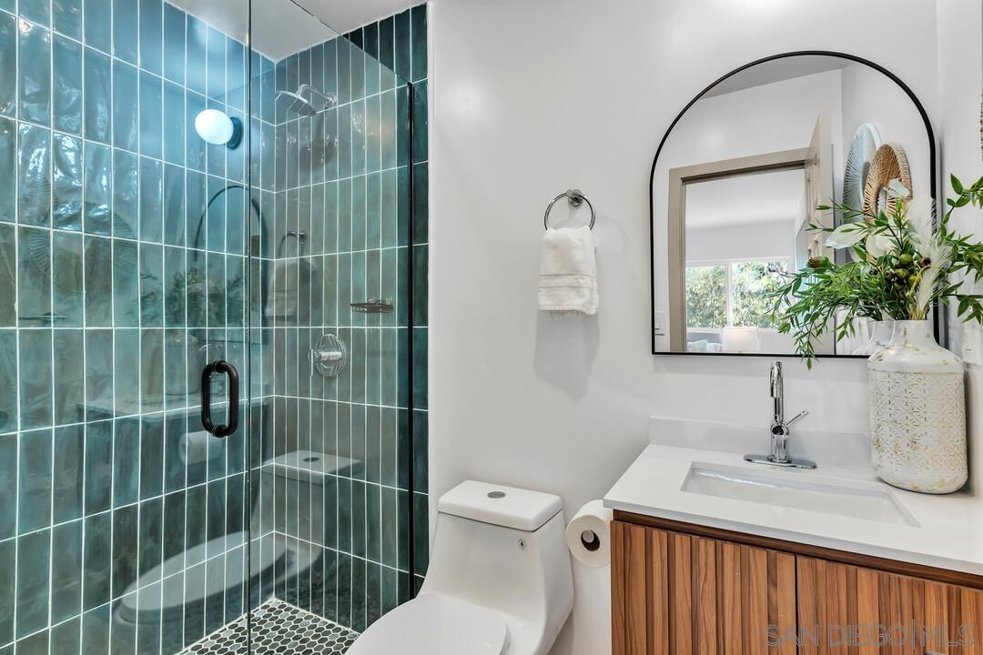 Detail Gallery Image 23 of 37 For 5230  Nutmeg Street, San Diego,  CA 92105 - 3 Beds | 2 Baths