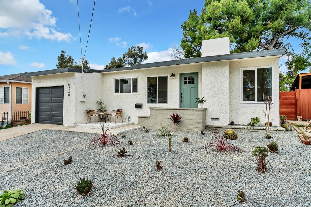 Detail Gallery Image 4 of 37 For 5230  Nutmeg Street, San Diego,  CA 92105 - 3 Beds | 2 Baths