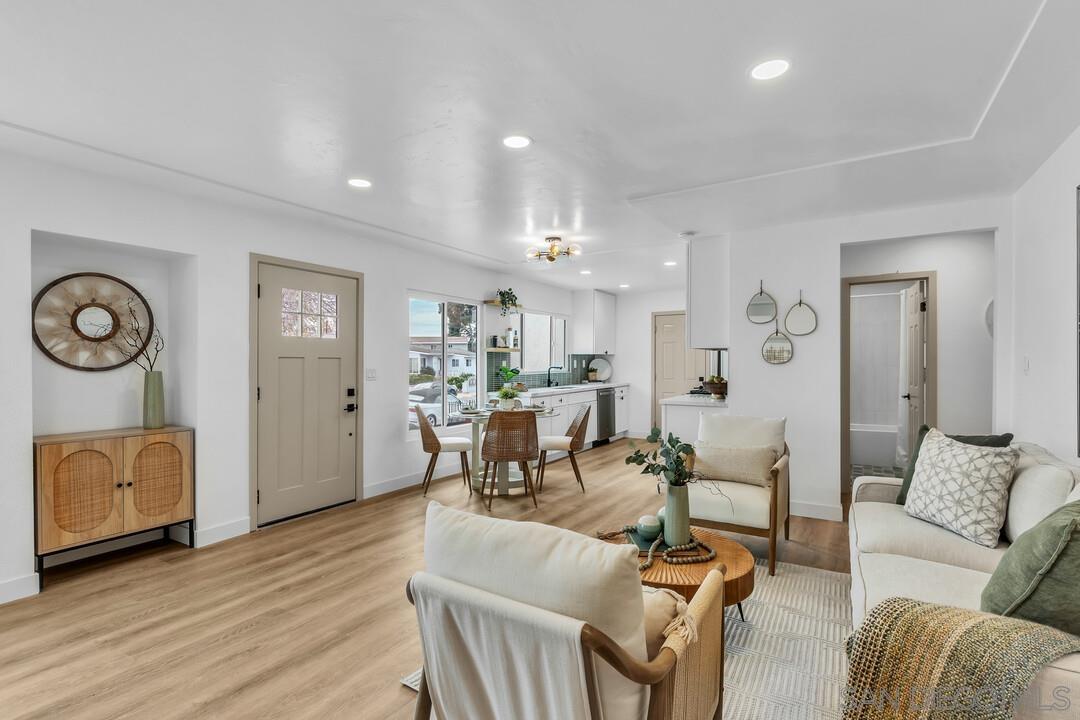 Detail Gallery Image 6 of 37 For 5230  Nutmeg Street, San Diego,  CA 92105 - 3 Beds | 2 Baths