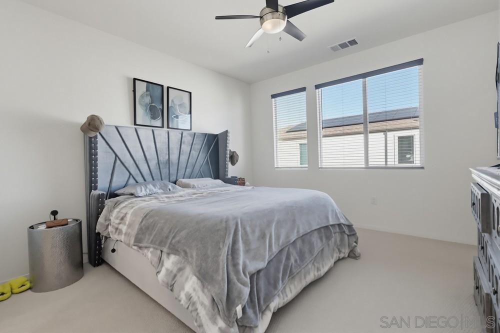 Detail Gallery Image 15 of 33 For 5474  Seacliff Pl  #36,  San Diego,  CA 92154 - 3 Beds | 2/1 Baths