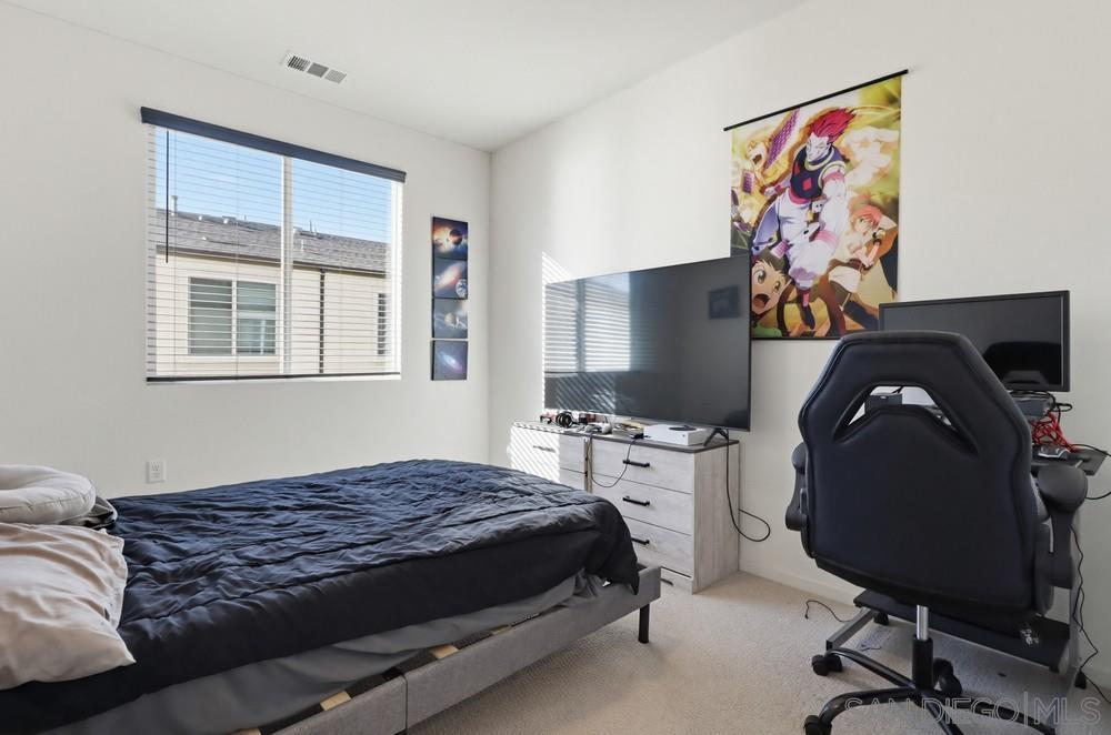 Detail Gallery Image 23 of 33 For 5474  Seacliff Pl  #36,  San Diego,  CA 92154 - 3 Beds | 2/1 Baths