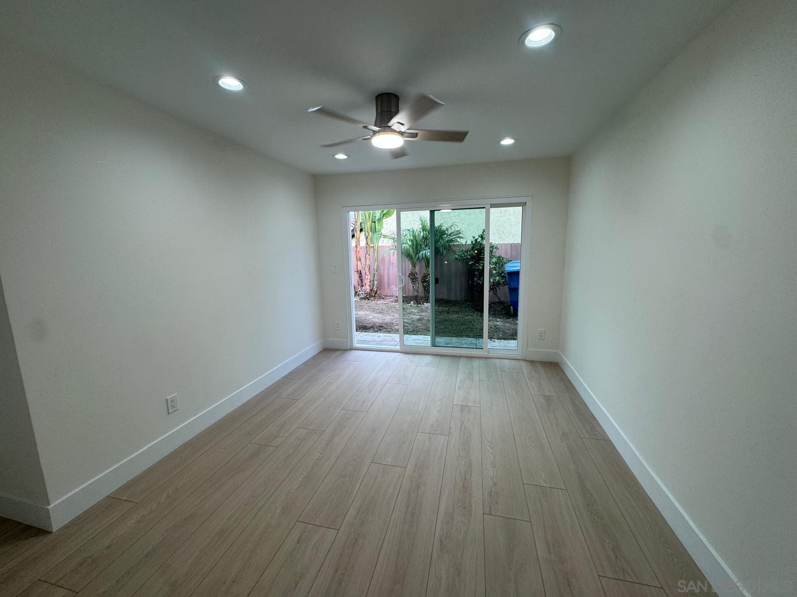 Detail Gallery Image 5 of 26 For 1205  27th St, San Diego,  CA 92154 - 3 Beds | 2 Baths