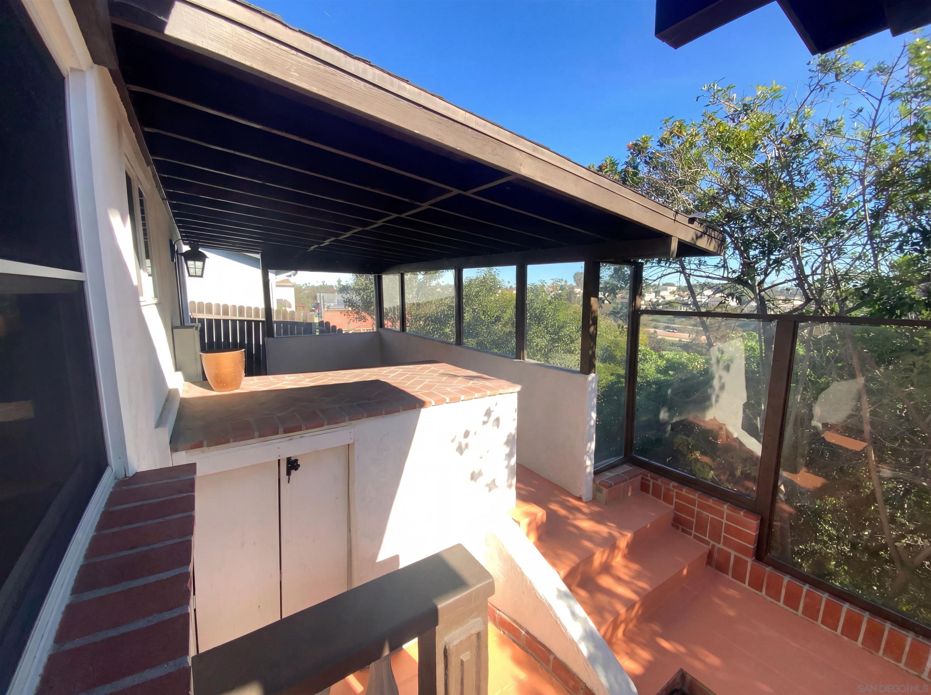 Detail Gallery Image 12 of 45 For 2541  Haller St, San Diego,  CA 92104 - 2 Beds | 1 Baths