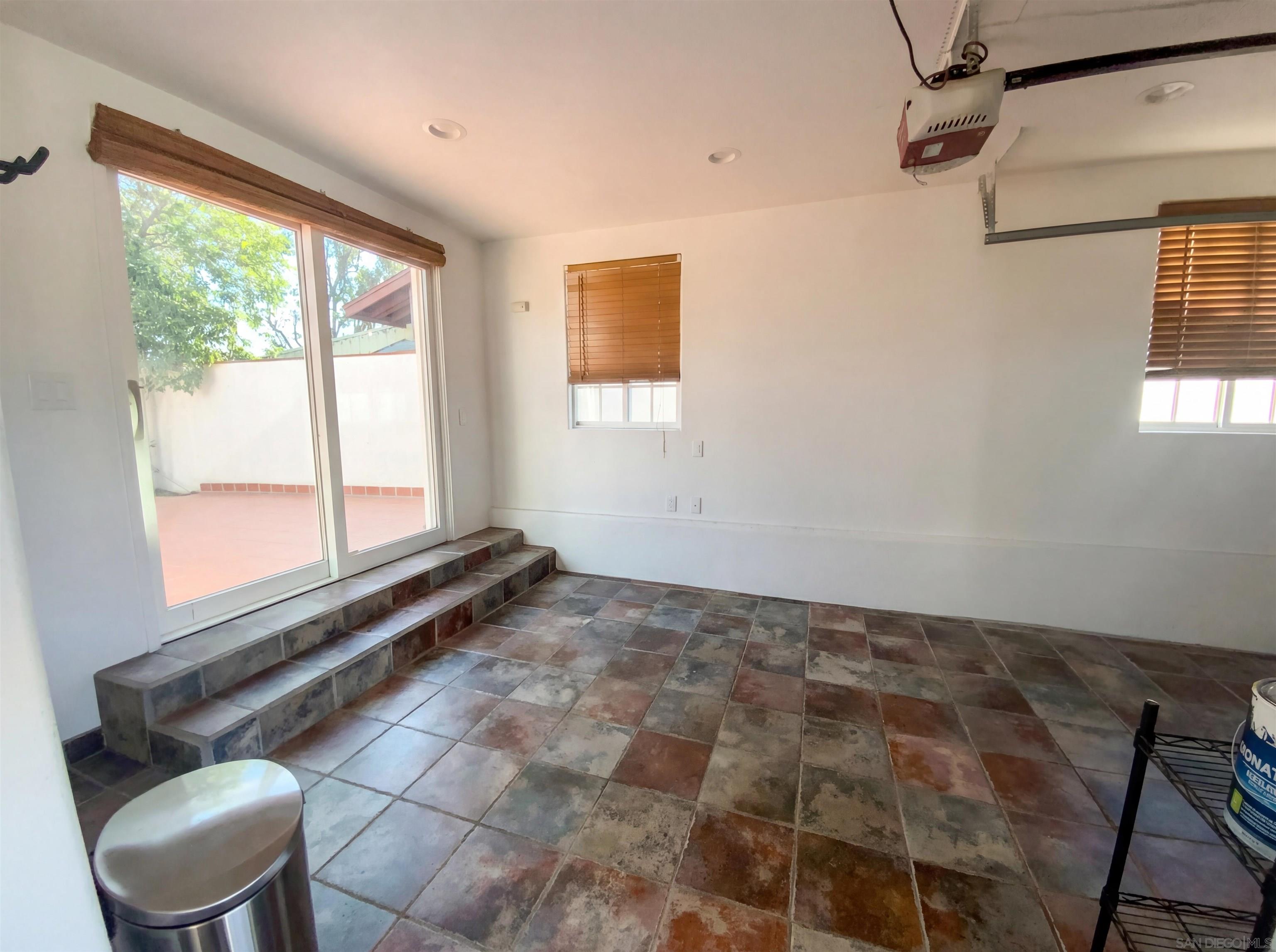 Detail Gallery Image 14 of 45 For 2541  Haller St, San Diego,  CA 92104 - 2 Beds | 1 Baths