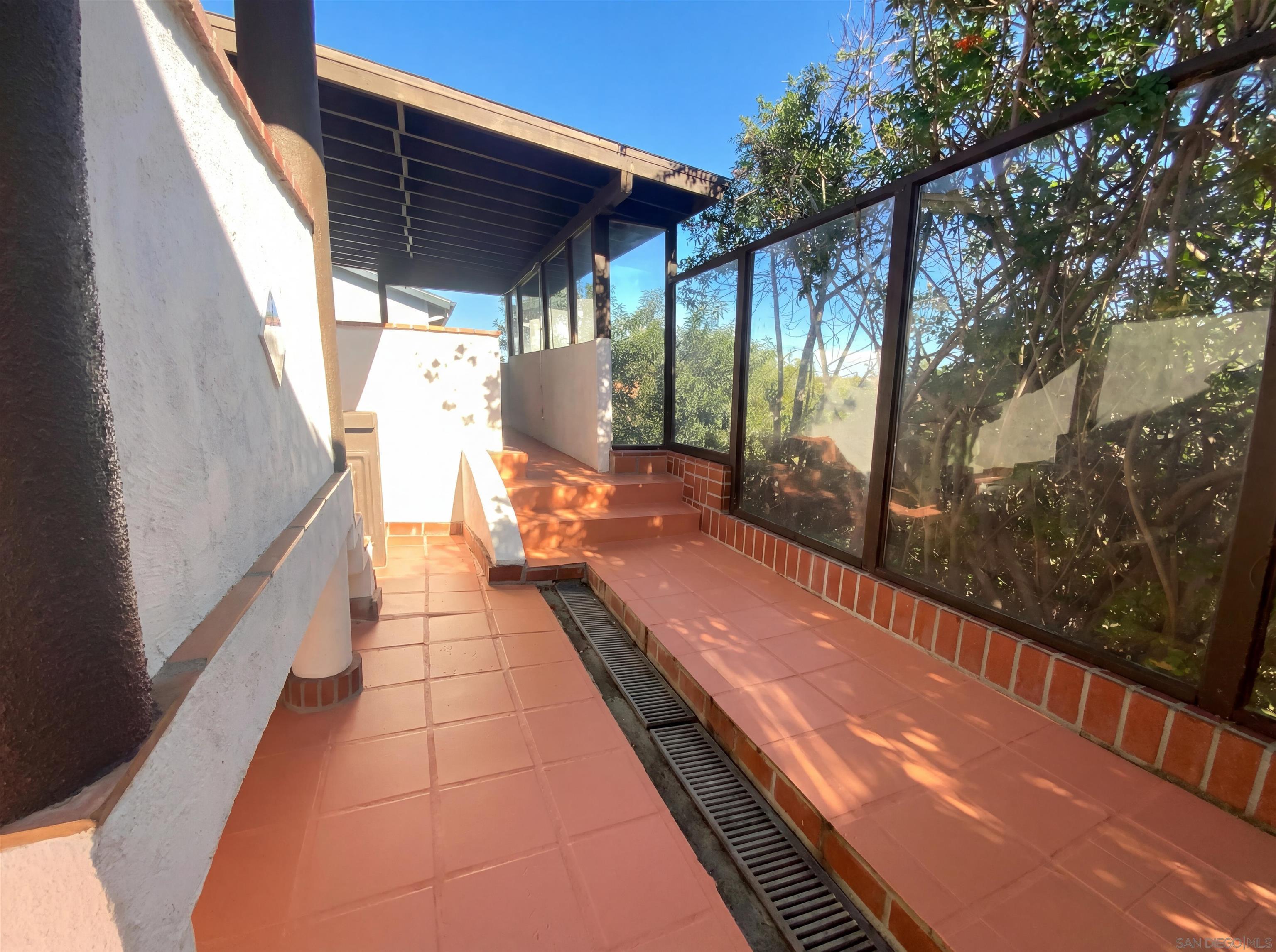 Detail Gallery Image 9 of 45 For 2541  Haller St, San Diego,  CA 92104 - 2 Beds | 1 Baths