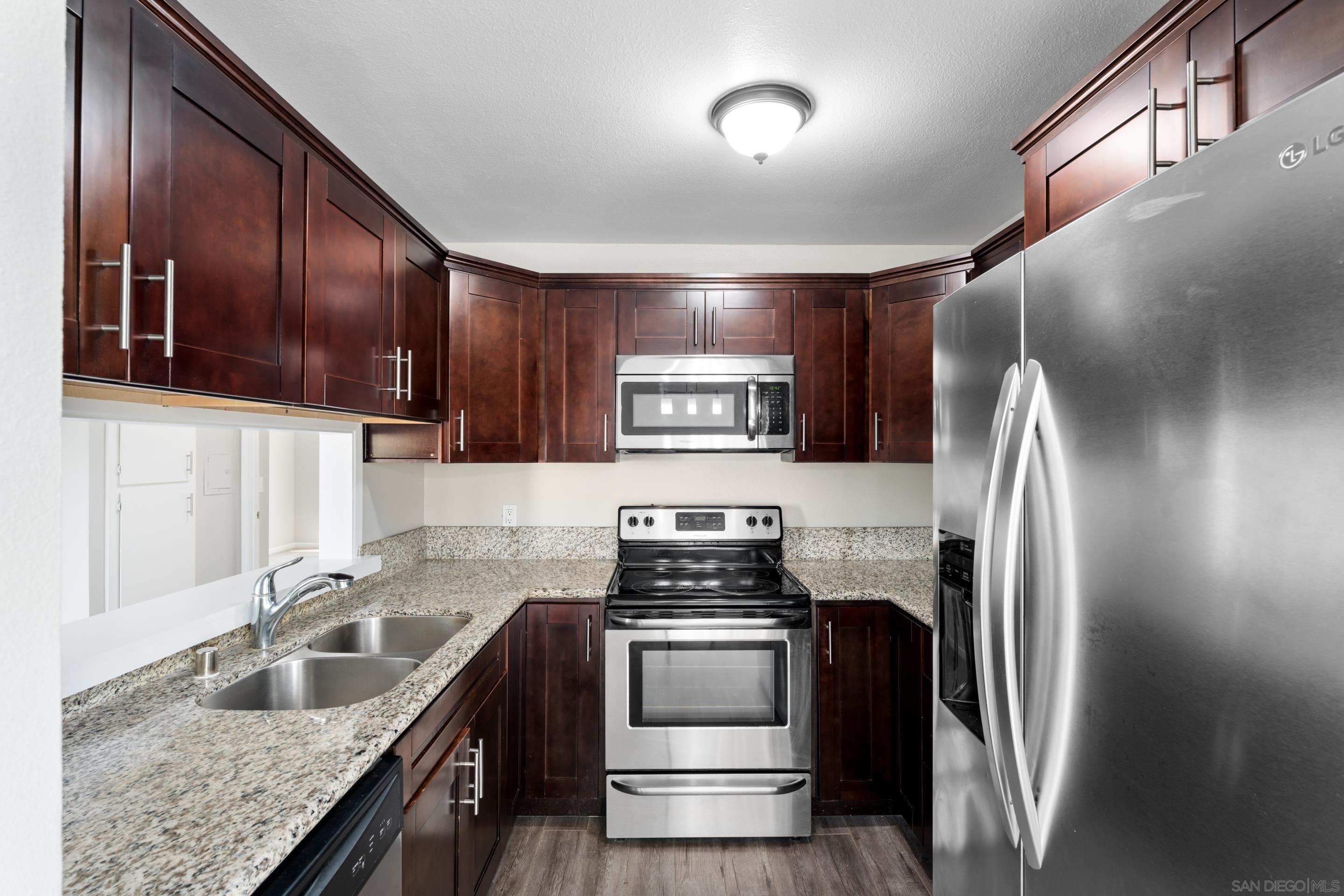 Detail Gallery Image 13 of 29 For 4064  Huerfano Avenue  #249,  San Diego,  CA 92117 - 2 Beds | 1 Baths