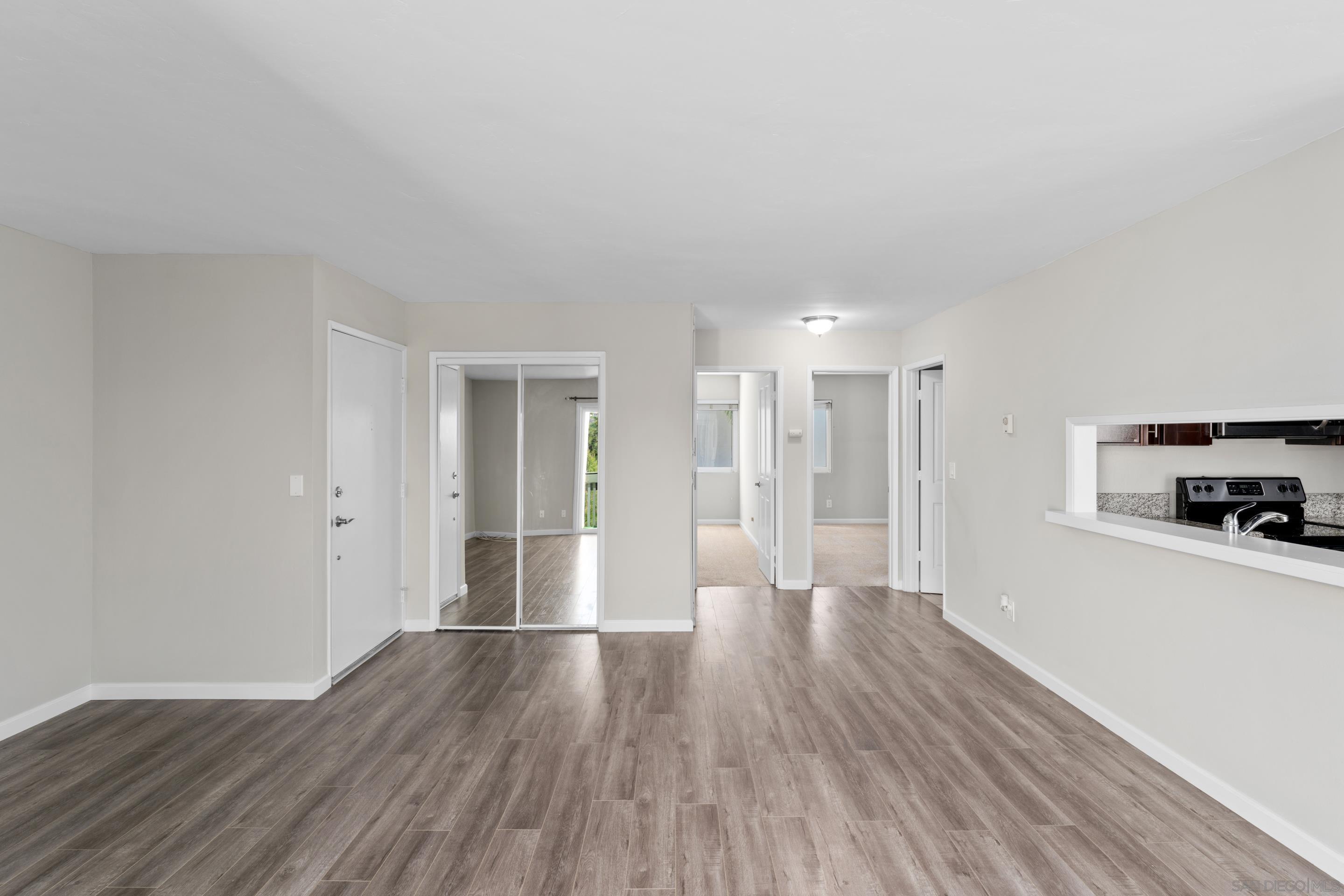 Detail Gallery Image 8 of 29 For 4064  Huerfano Avenue  #249,  San Diego,  CA 92117 - 2 Beds | 1 Baths