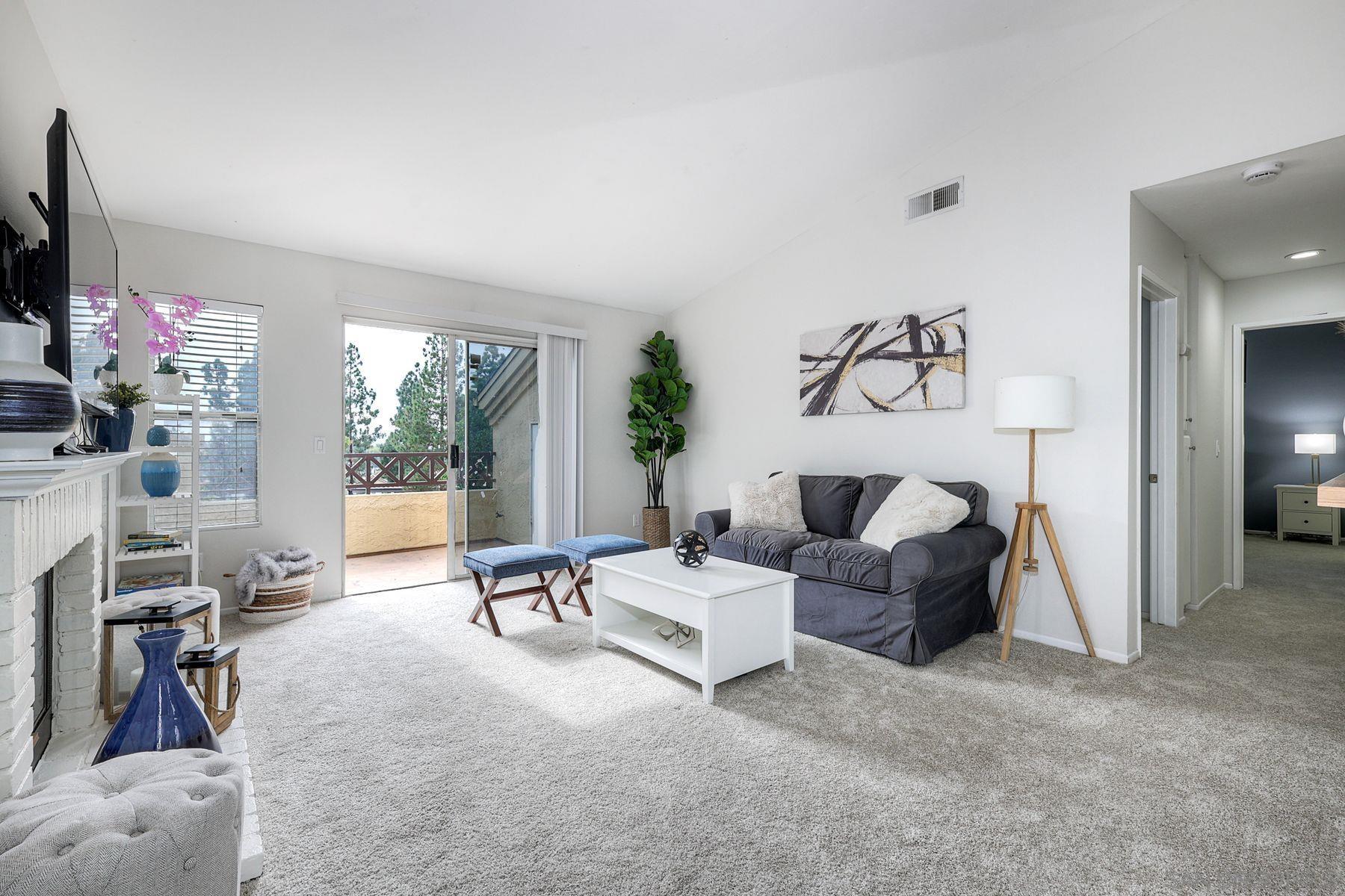 Detail Gallery Image 12 of 27 For 2035  Lakeridge Cir, Chula Vista,  CA 91913 - 2 Beds | 2 Baths