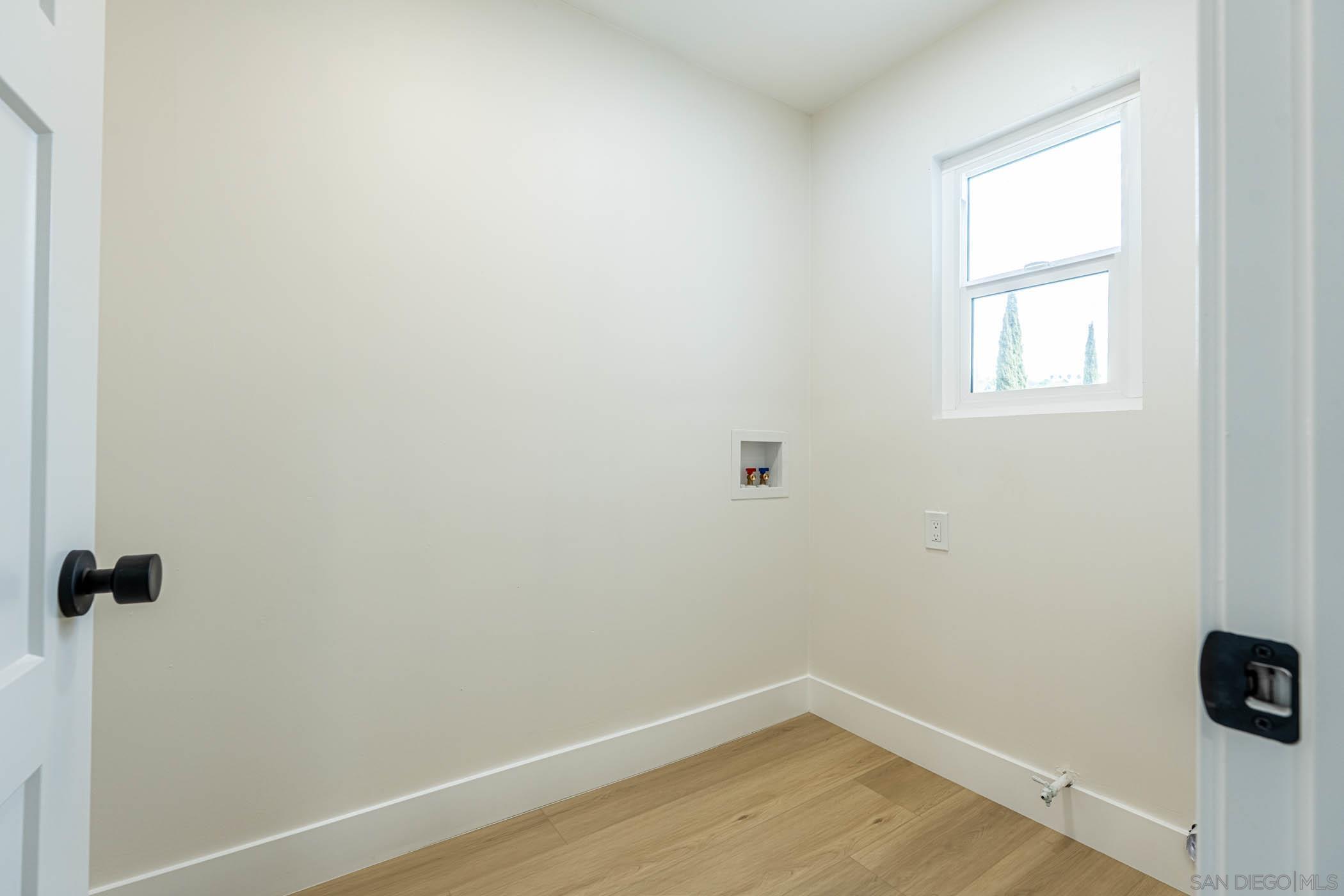 Detail Gallery Image 14 of 26 For 1602  Montgomery, Vista,  CA 92084 - 4 Beds | 3 Baths