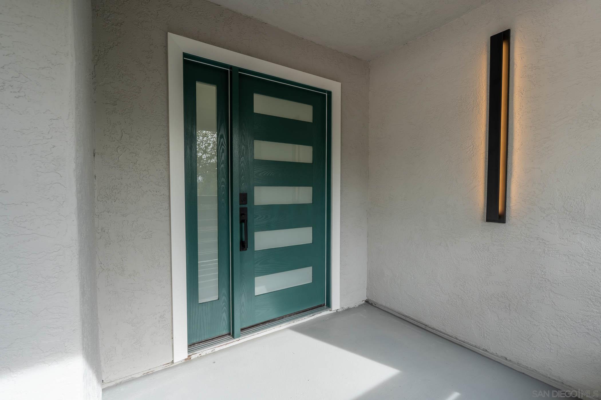 Detail Gallery Image 21 of 26 For 1602  Montgomery, Vista,  CA 92084 - 4 Beds | 3 Baths