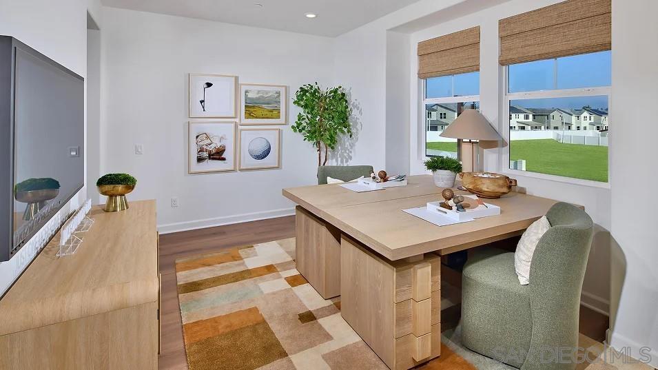 Detail Gallery Image 12 of 17 For 107  Metz Way, Oceanside,  CA 92057 - 3 Beds | 3 Baths