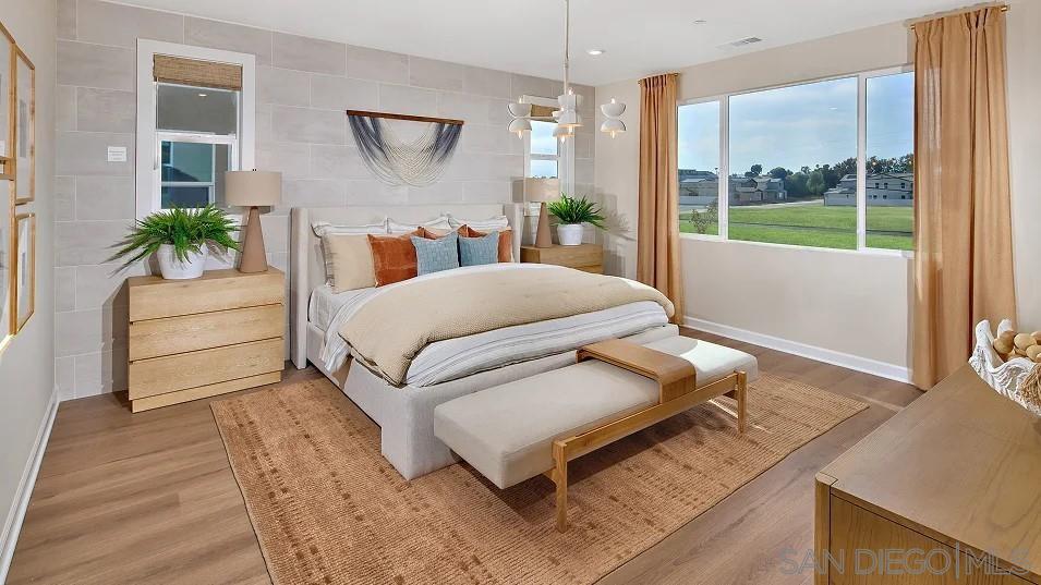 Detail Gallery Image 14 of 17 For 107  Metz Way, Oceanside,  CA 92057 - 3 Beds | 3 Baths